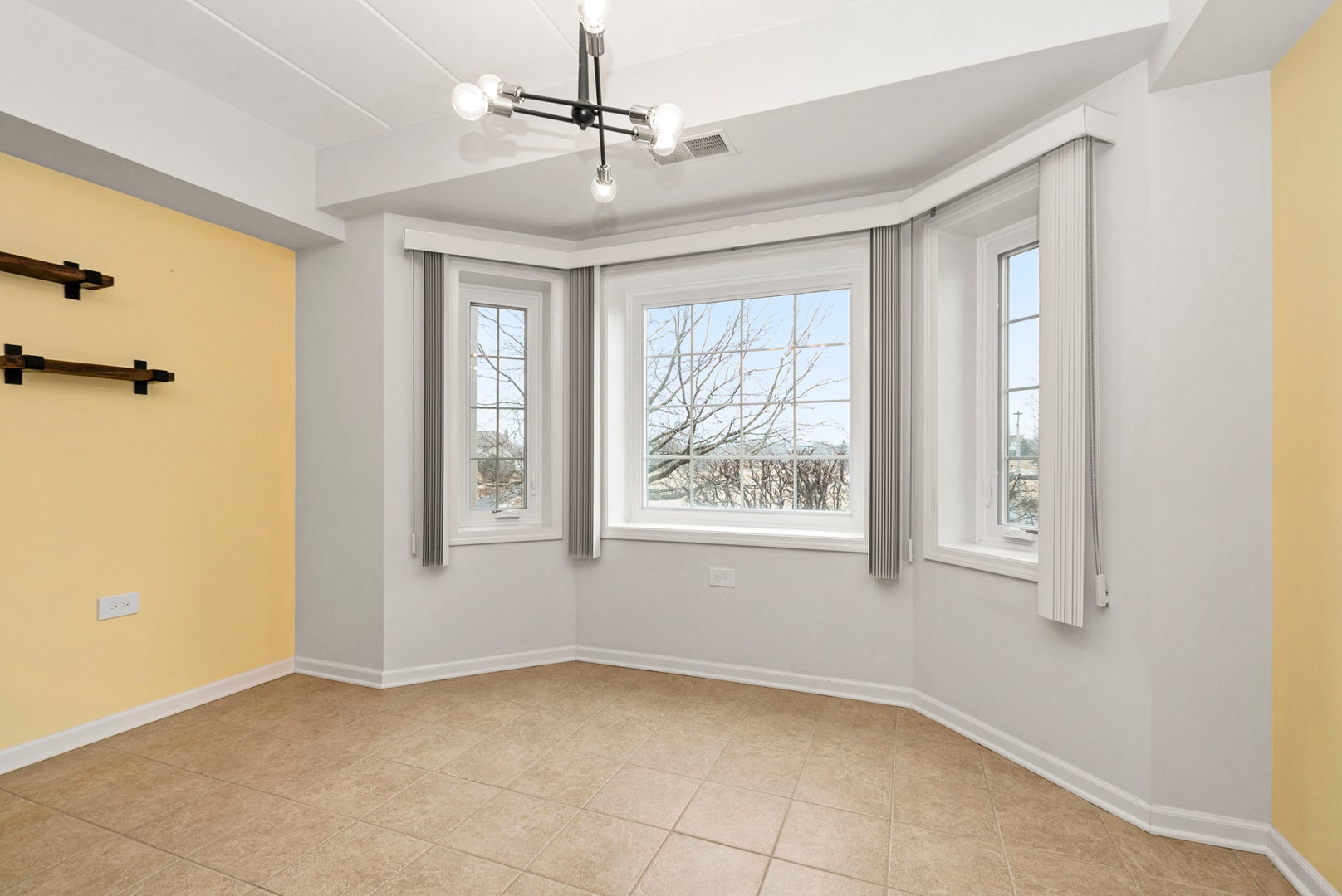 14130 Sheffield Drive, #103, Homer Glen, IL 60491 14130 Sheffield Drive, #103, Homer Glen, IL 60491