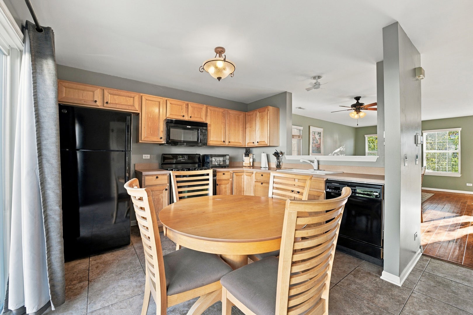 14518 Samuel Adams Drive, Plainfield, IL 60544 14518 Samuel Adams Drive, Plainfield, IL 60544