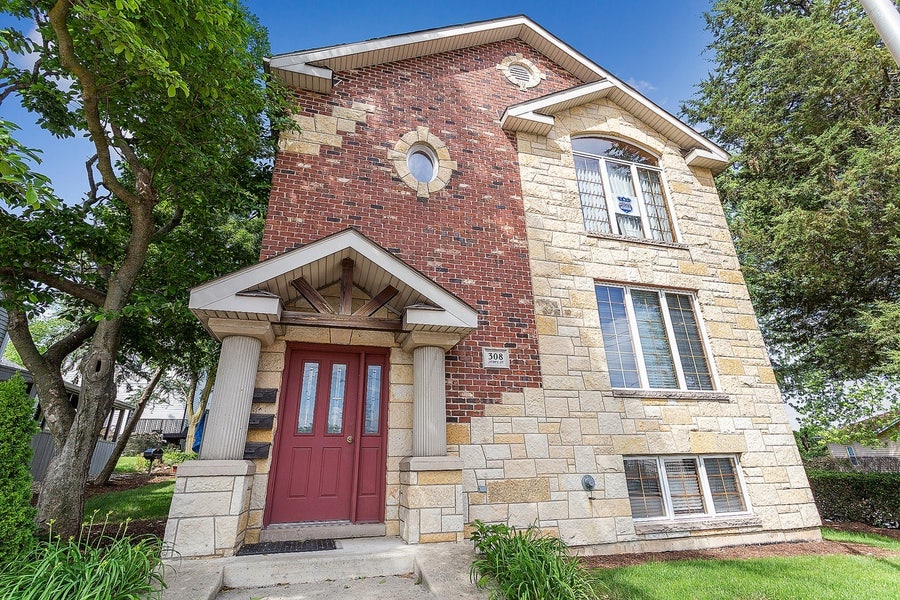 Property photo for 308 State Street, #2, Lemont, IL
