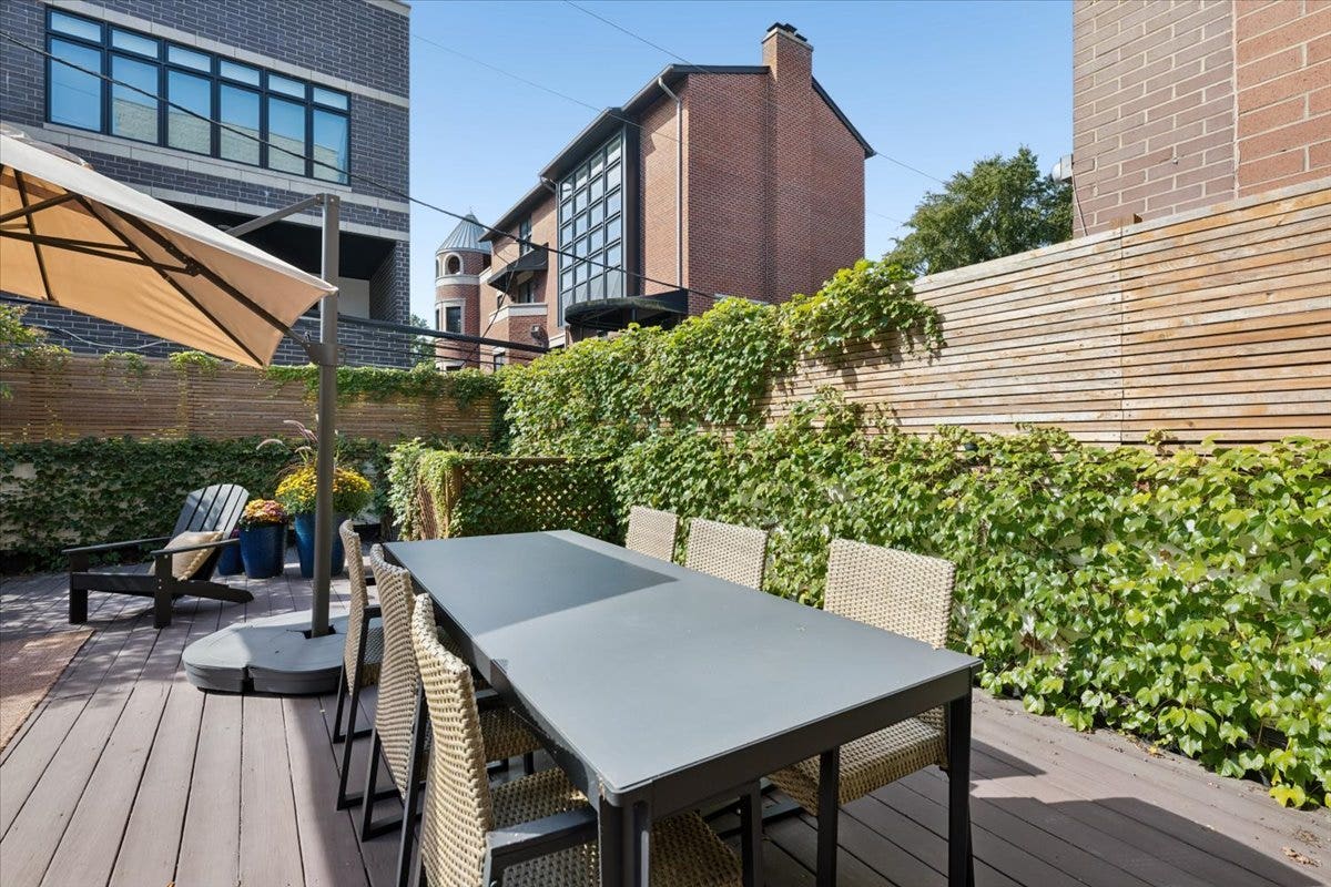 1510 N WIELAND Street, #2, Chicago, IL 60610 1510 N WIELAND Street, #2, Chicago, IL 60610