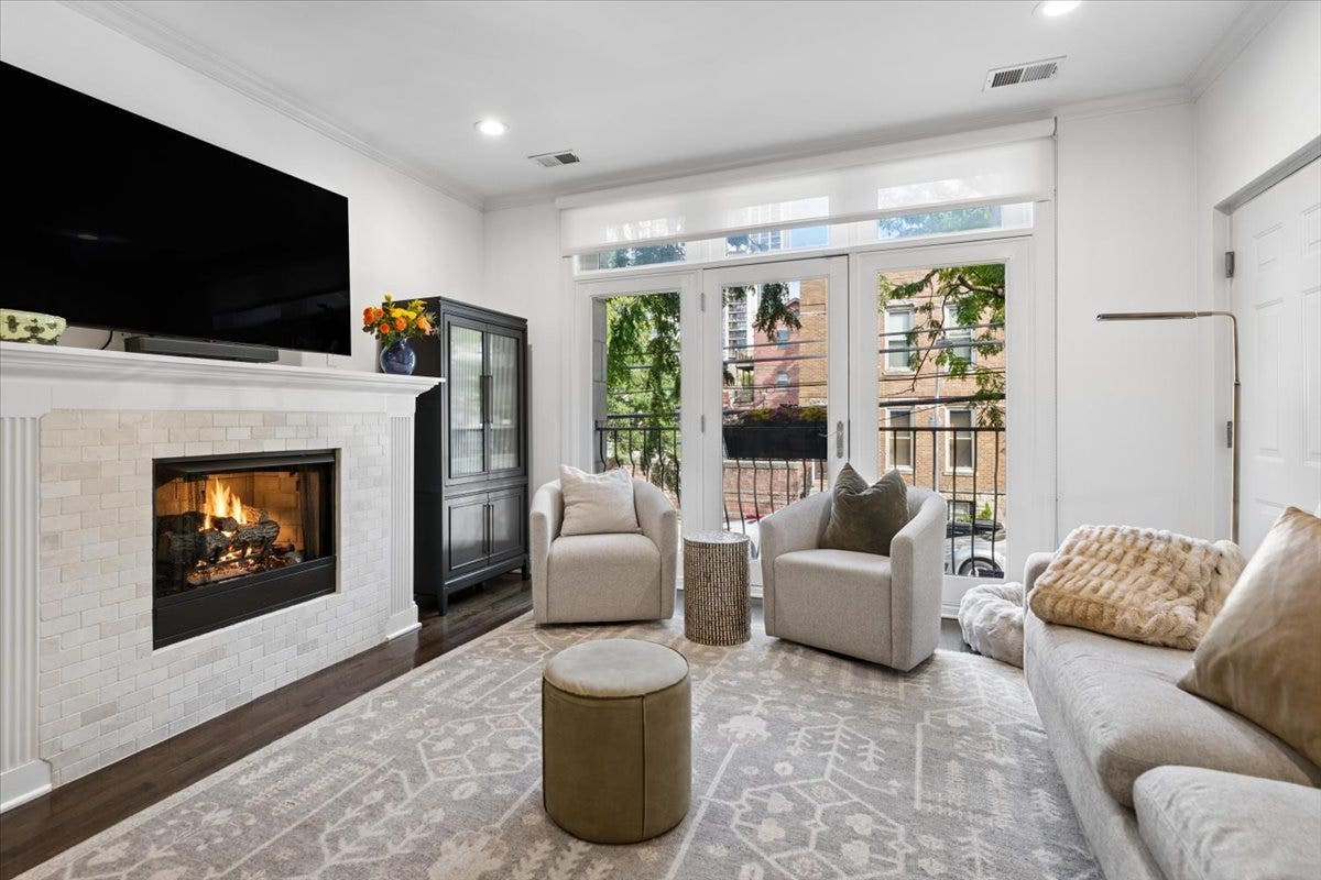 1510 N WIELAND Street, #2, Chicago, IL 60610 1510 N WIELAND Street, #2, Chicago, IL 60610