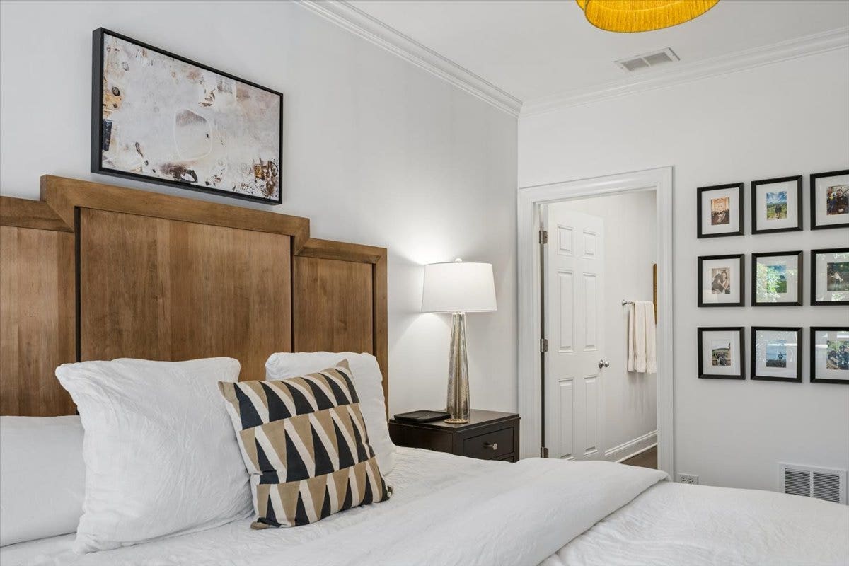 1510 N WIELAND Street, #2, Chicago, IL 60610 Primary Bedroom