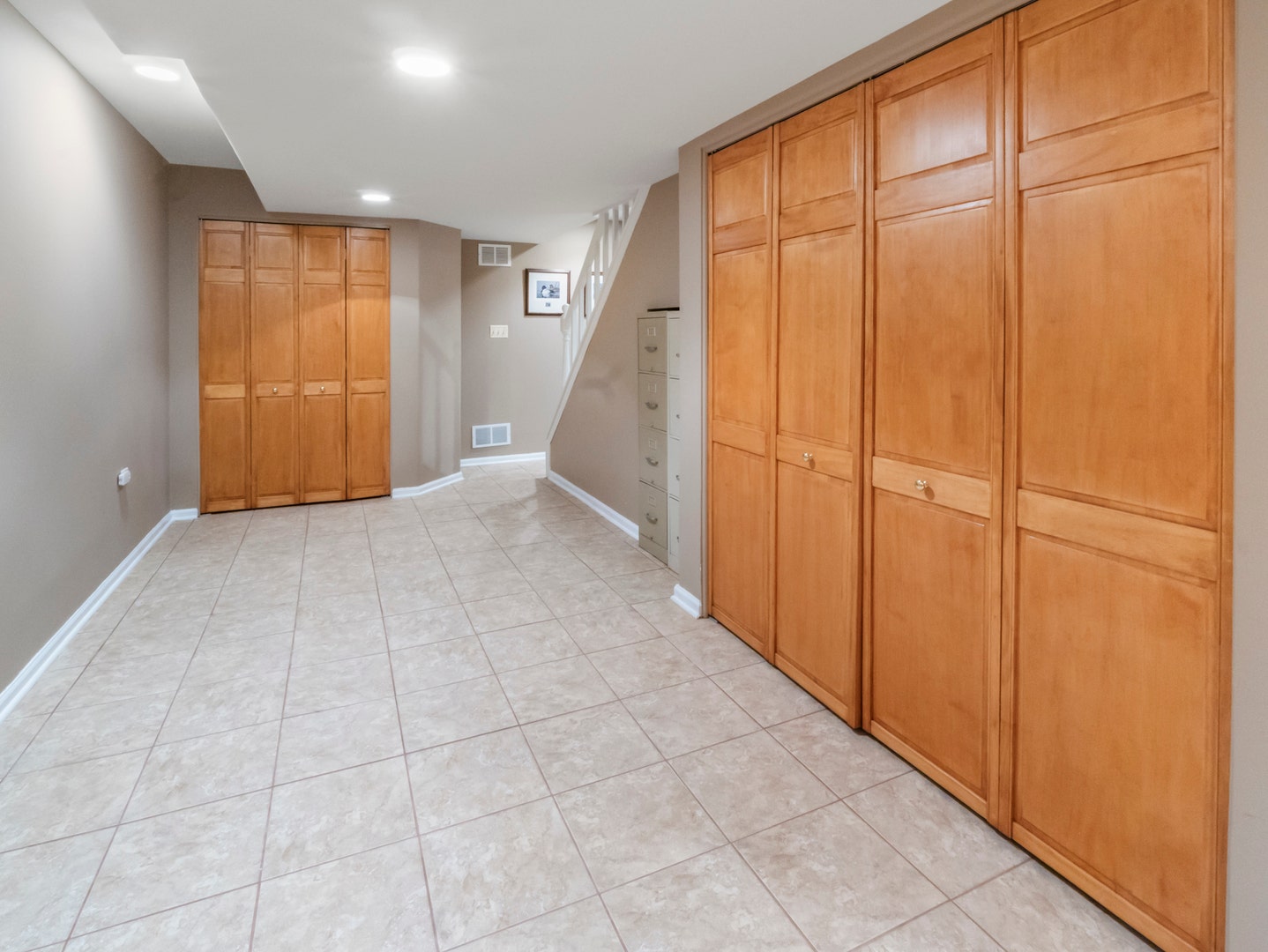 21714 N Andover Road, Kildeer, IL 60047 21714 N Andover Road, Kildeer, IL 60047