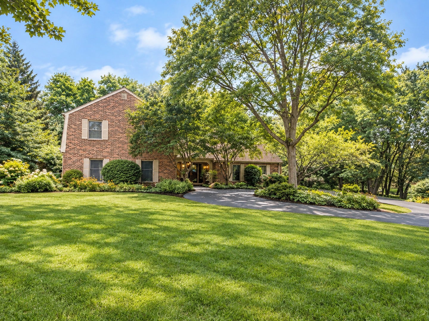 21714 N Andover Road, Kildeer, IL 60047 21714 N Andover Road, Kildeer, IL 60047