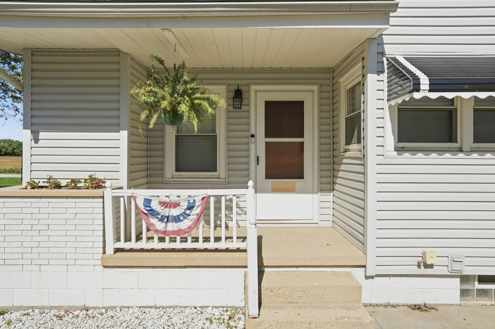 741 Elliott Street, Beecher, IL 60401 741 Elliott Street, Beecher, IL 60401