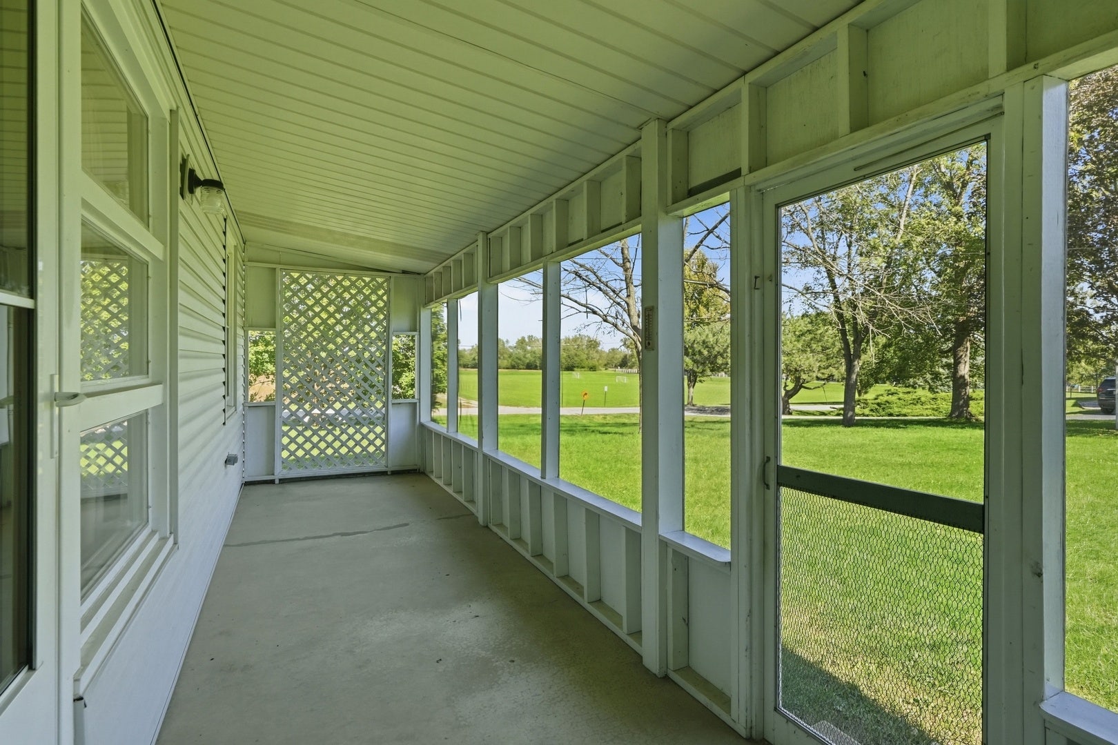 741 Elliott Street, Beecher, IL 60401 741 Elliott Street, Beecher, IL 60401