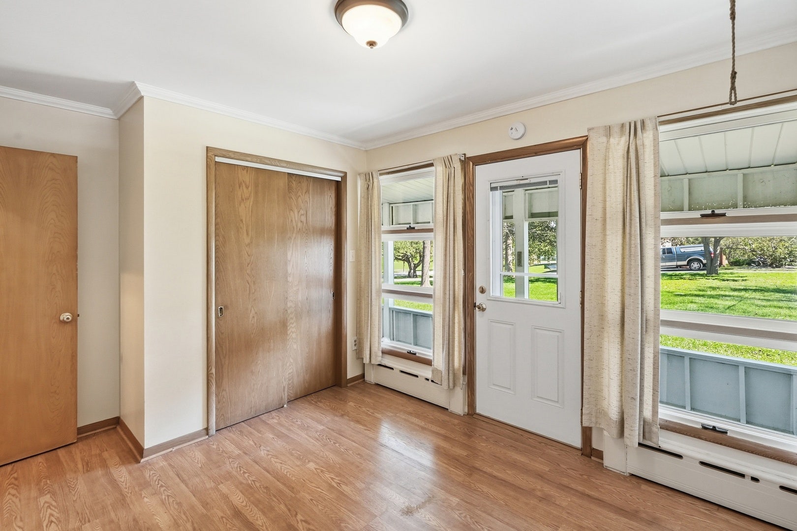 741 Elliott Street, Beecher, IL 60401 741 Elliott Street, Beecher, IL 60401