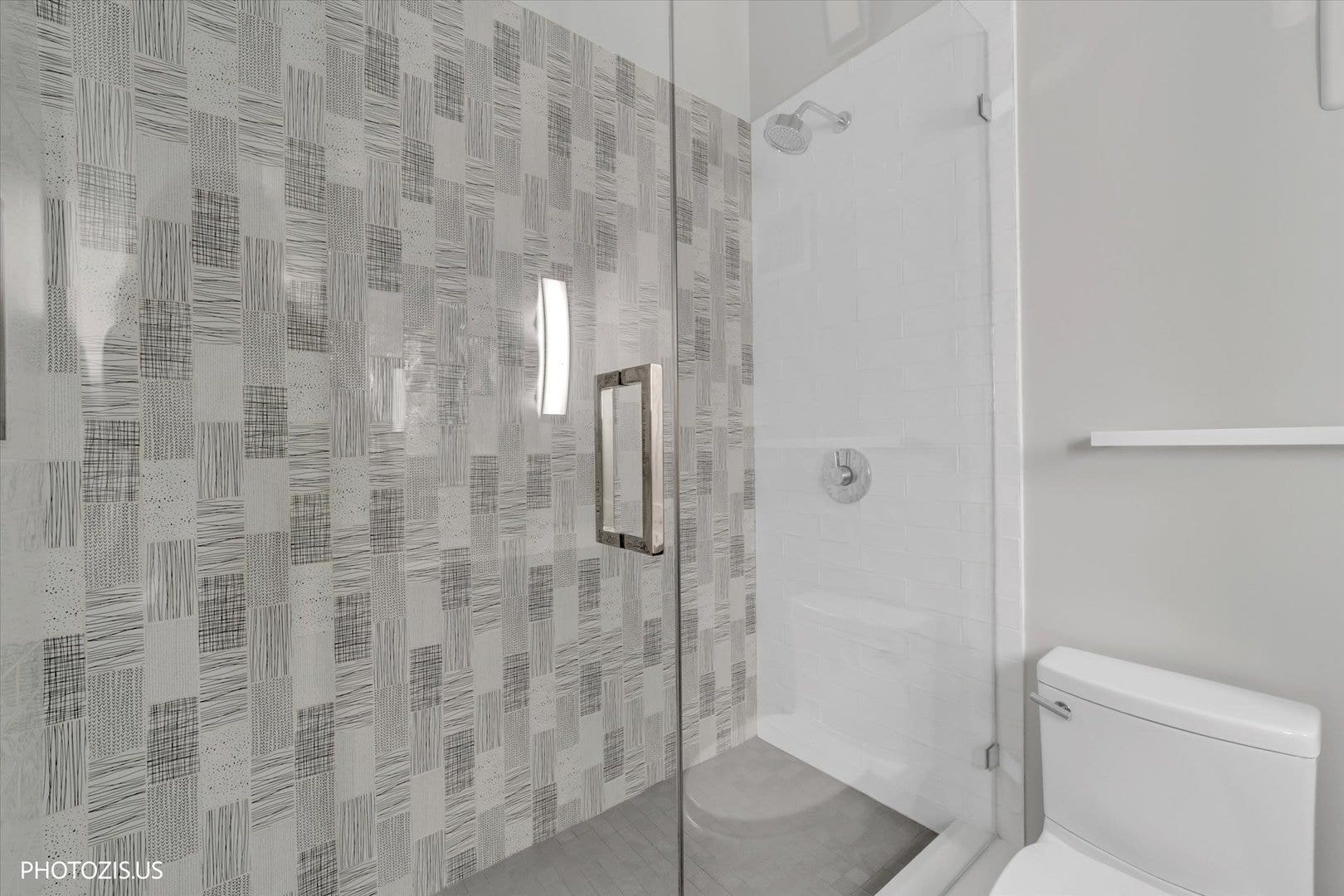 1000 W Washington Boulevard, #202, Chicago, IL 60607
