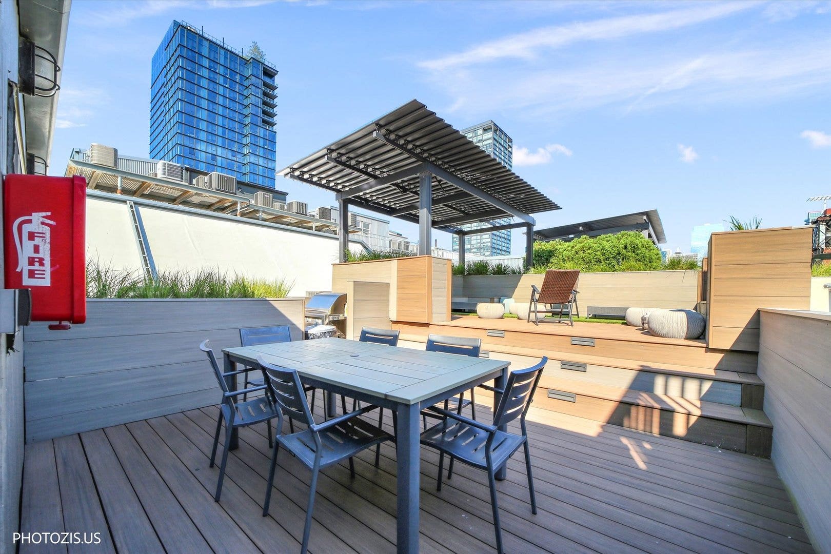 1000 W Washington Boulevard, #202, Chicago, IL 60607