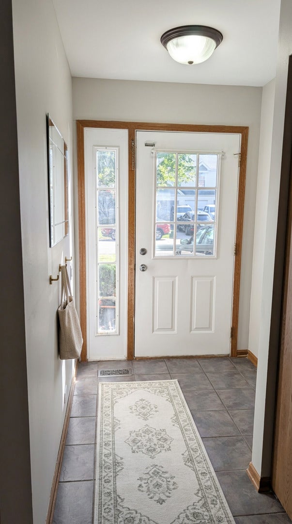 1676 Pebble Beach Circle, #1676, Elgin, IL 60123 1676 Pebble Beach Circle, #1676, Elgin, IL 60123