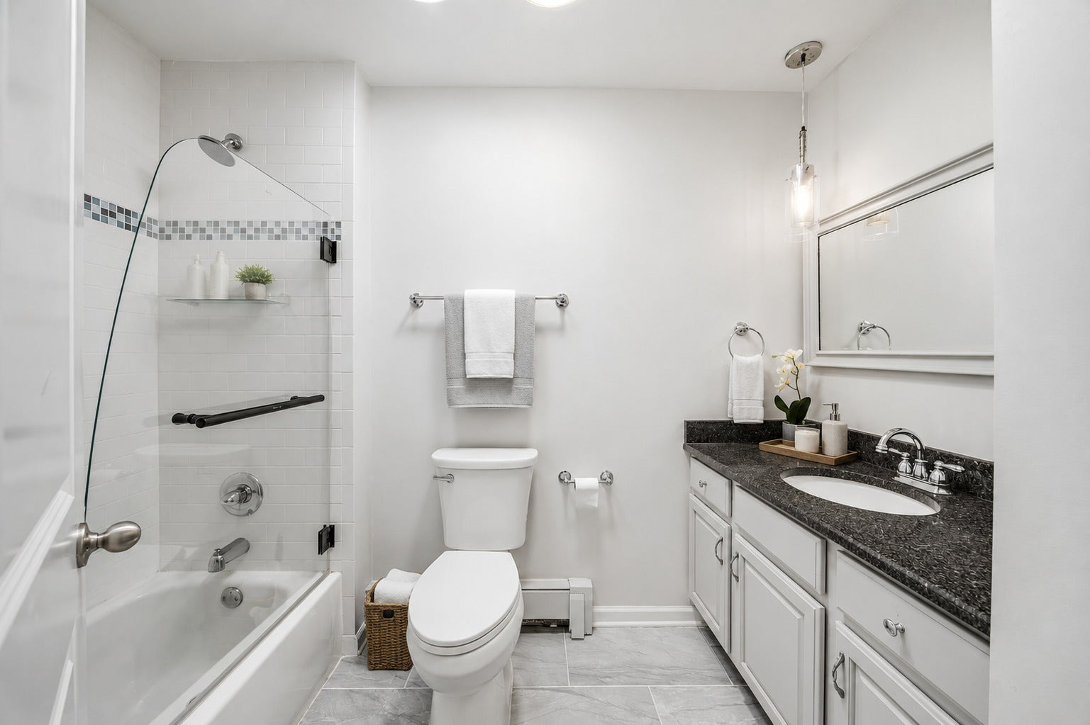 835 Maple Road, Flossmoor, IL 60422 835 Maple Road, Flossmoor, IL 60422