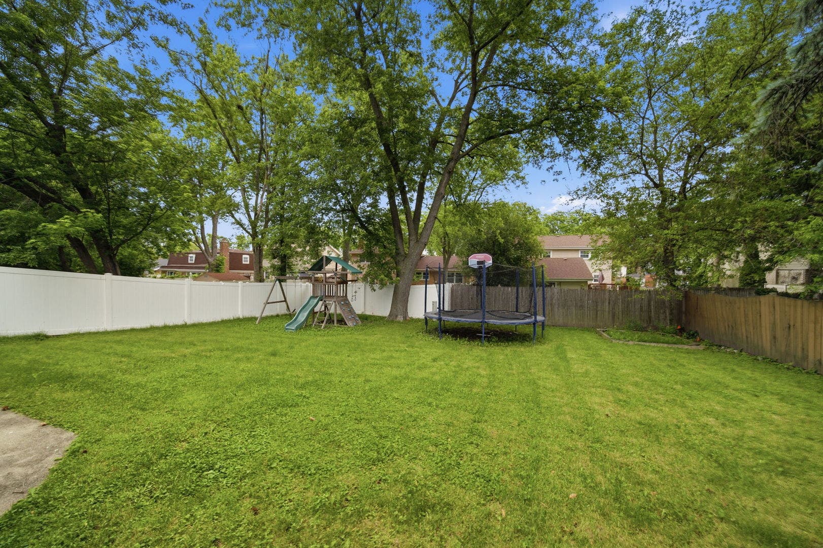 835 Maple Road, Flossmoor, IL 60422 835 Maple Road, Flossmoor, IL 60422