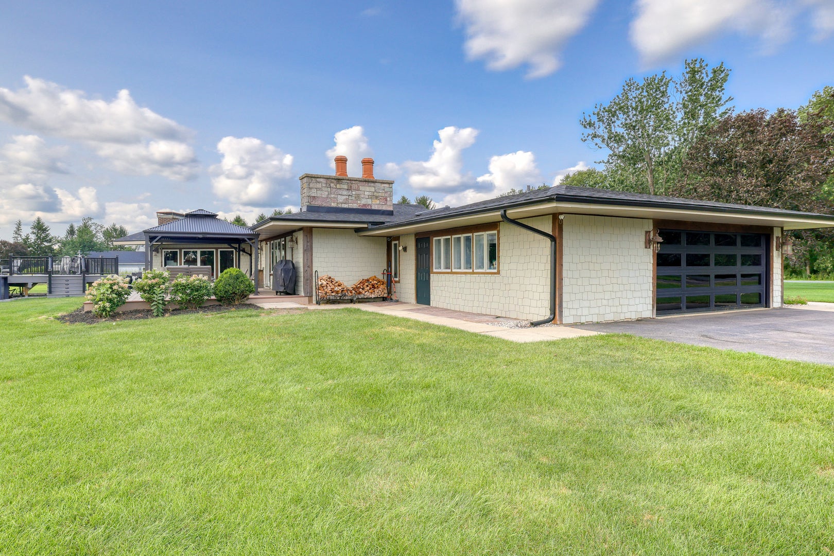 2N612 Landrose Lane, Maple Park, IL 60151 2N612 Landrose Lane, Maple Park, IL 60151