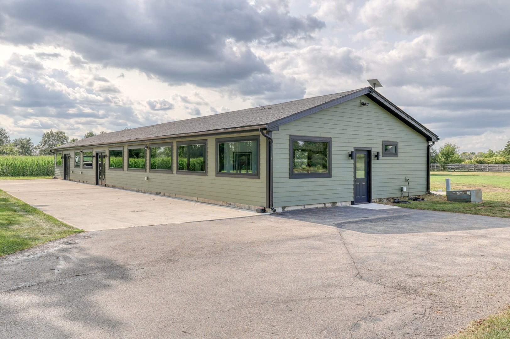 2N612 Landrose Lane, Maple Park, IL 60151 2N612 Landrose Lane, Maple Park, IL 60151