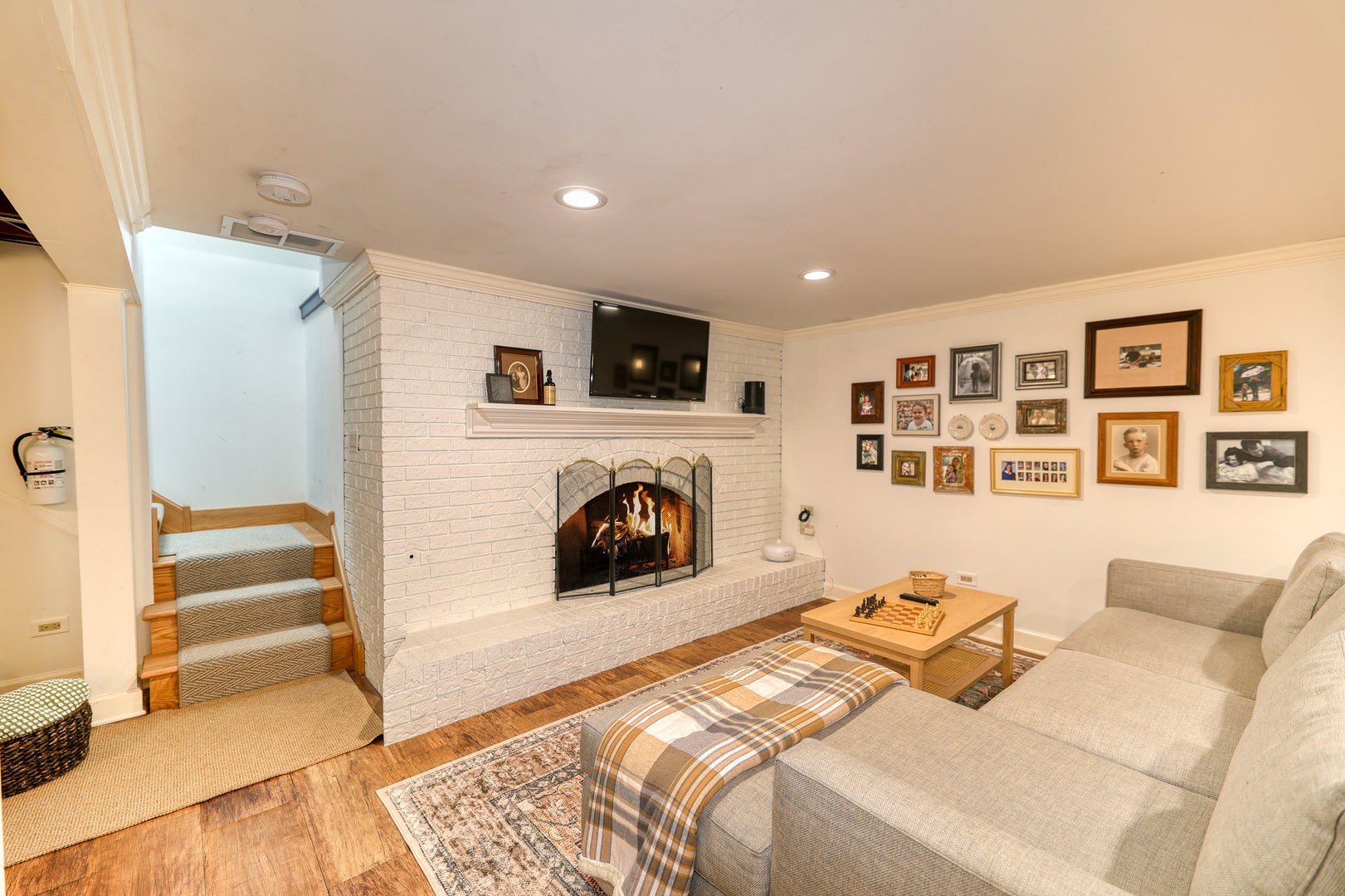 2N612 Landrose Lane, Maple Park, IL 60151 2N612 Landrose Lane, Maple Park, IL 60151
