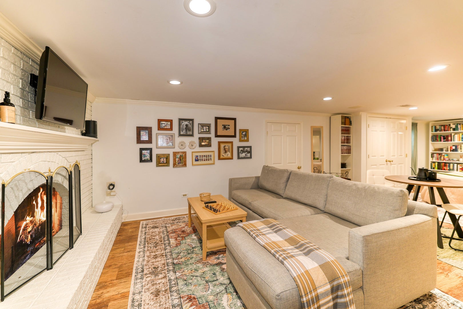 2N612 Landrose Lane, Maple Park, IL 60151 2N612 Landrose Lane, Maple Park, IL 60151