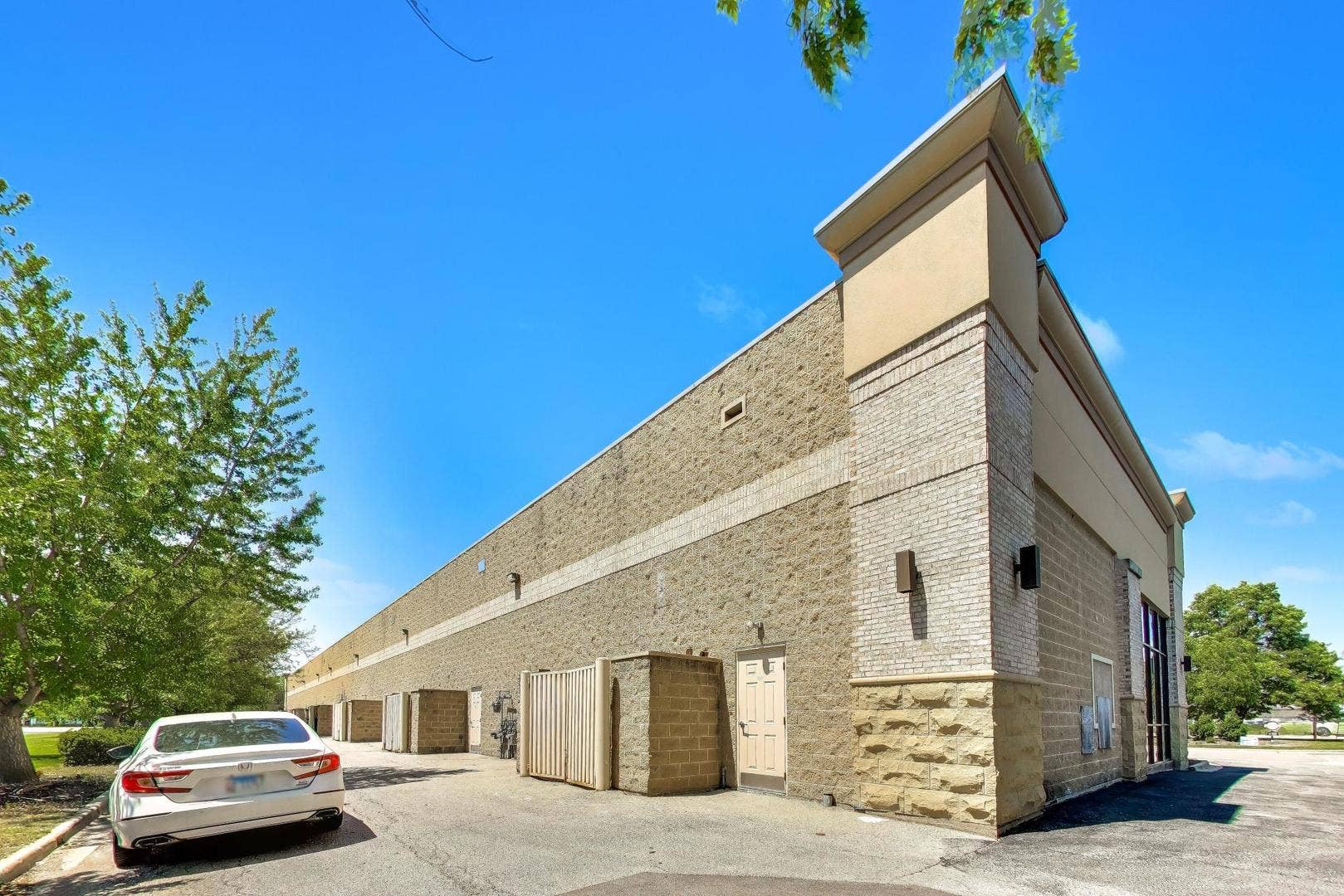 48-98 Schoolhouse Road, Yorkville, IL 60560 48-98 Schoolhouse Road, Yorkville, IL 60560