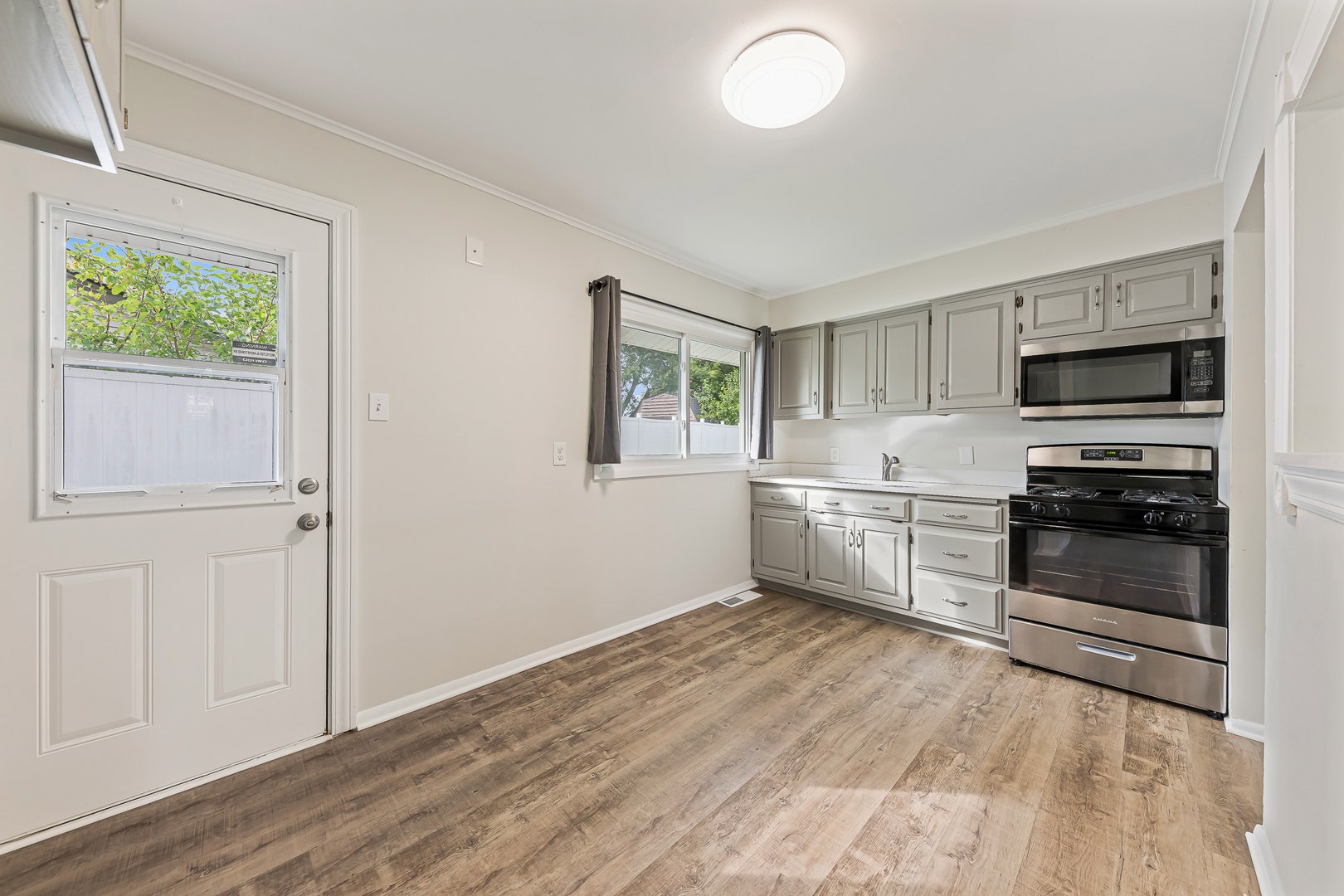7144 173rd Place, Tinley Park, IL 60477 7144 173rd Place, Tinley Park, IL 60477