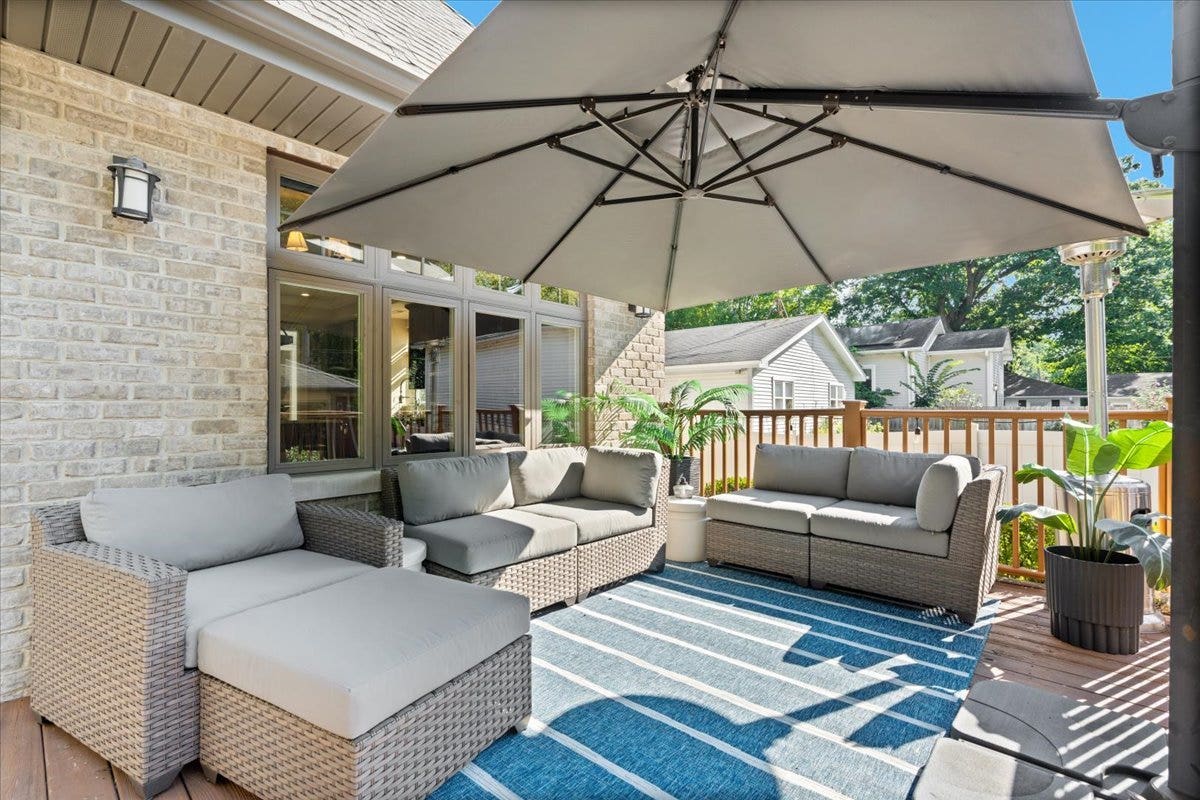 1180 Taylor Avenue, Highland Park, IL 60035 1180 Taylor Avenue, Highland Park, IL 60035
