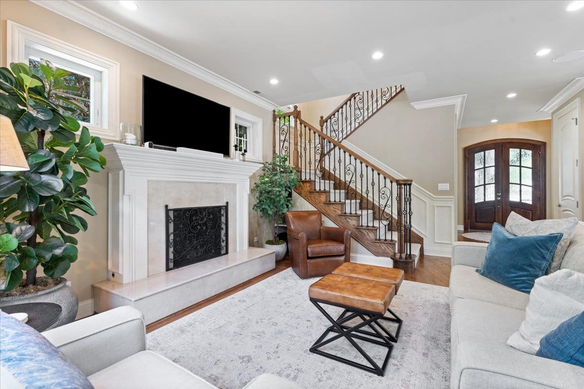 1180 Taylor Avenue, Highland Park, IL 60035 1180 Taylor Avenue, Highland Park, IL 60035
