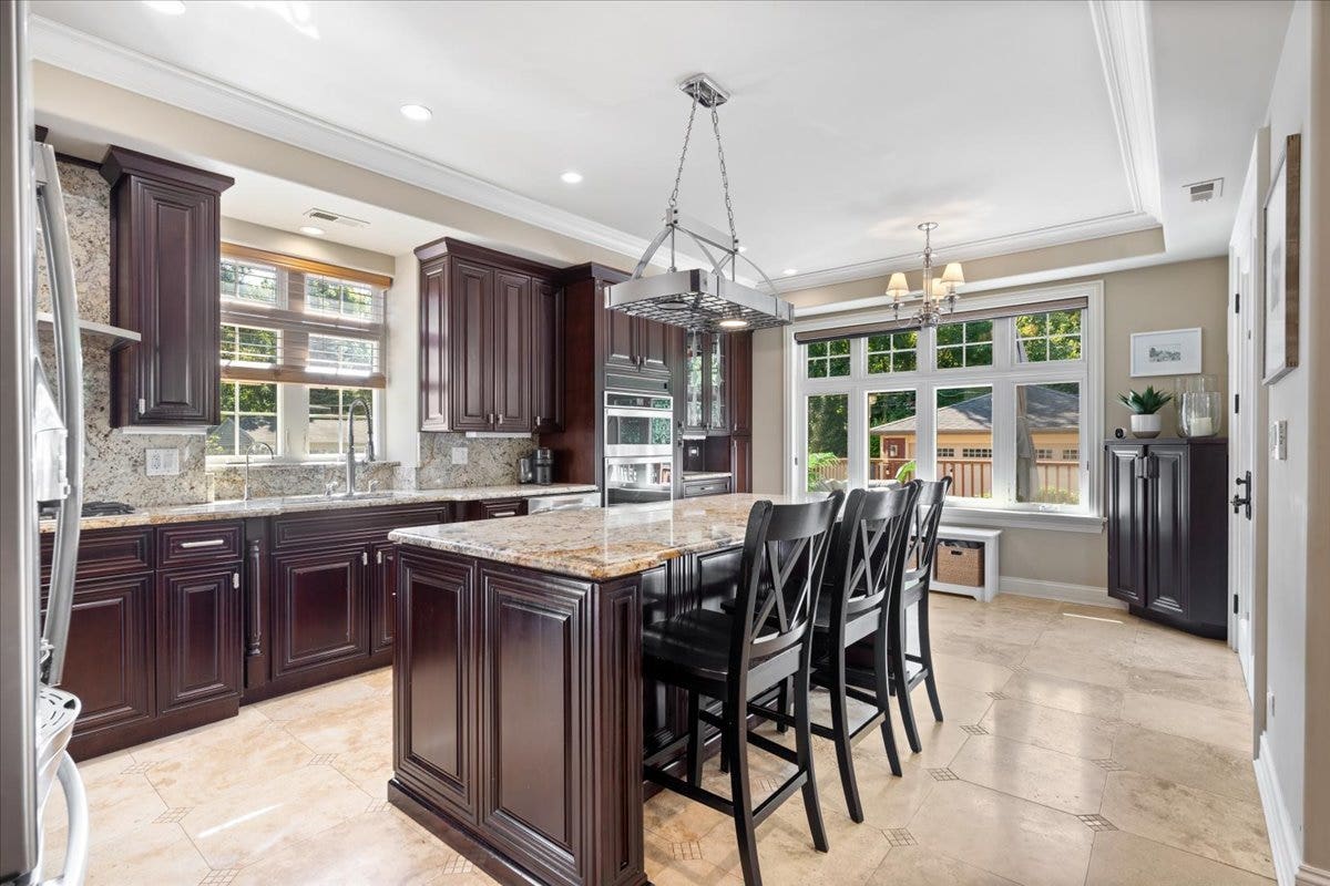 1180 Taylor Avenue, Highland Park, IL 60035 1180 Taylor Avenue, Highland Park, IL 60035