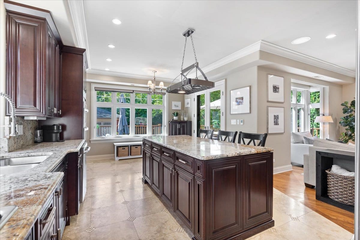 1180 Taylor Avenue, Highland Park, IL 60035 1180 Taylor Avenue, Highland Park, IL 60035