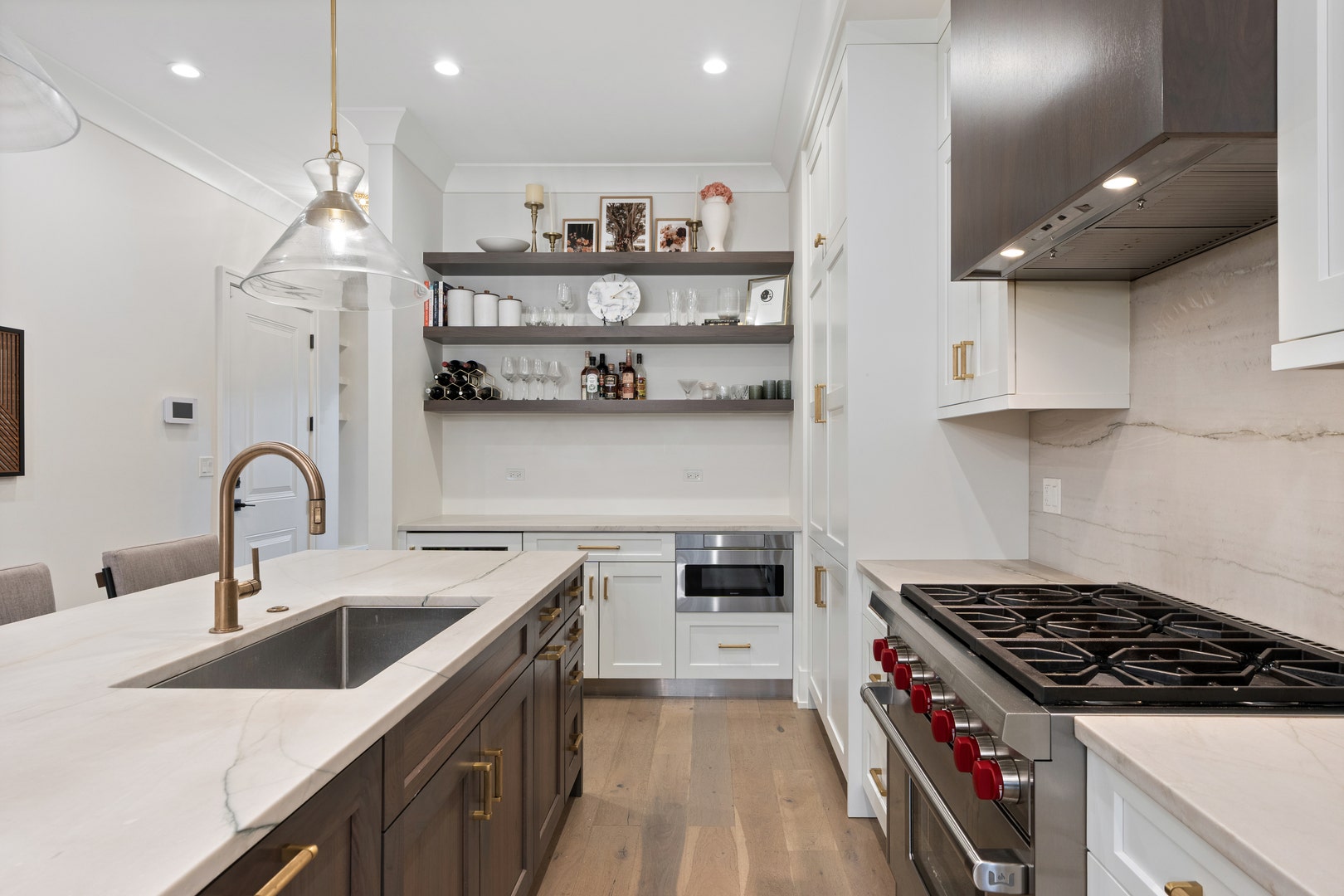 2541 N Wayne Avenue, #1N, Chicago, IL 60614 2541 N Wayne Avenue, #1N, Chicago, IL 60614