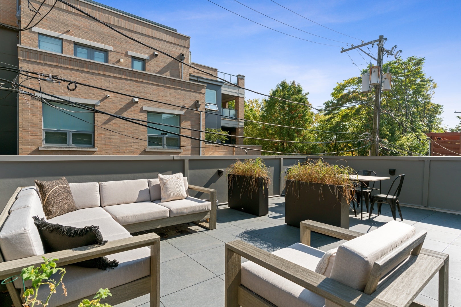 2541 N Wayne Avenue, #1N, Chicago, IL 60614 2541 N Wayne Avenue, #1N, Chicago, IL 60614