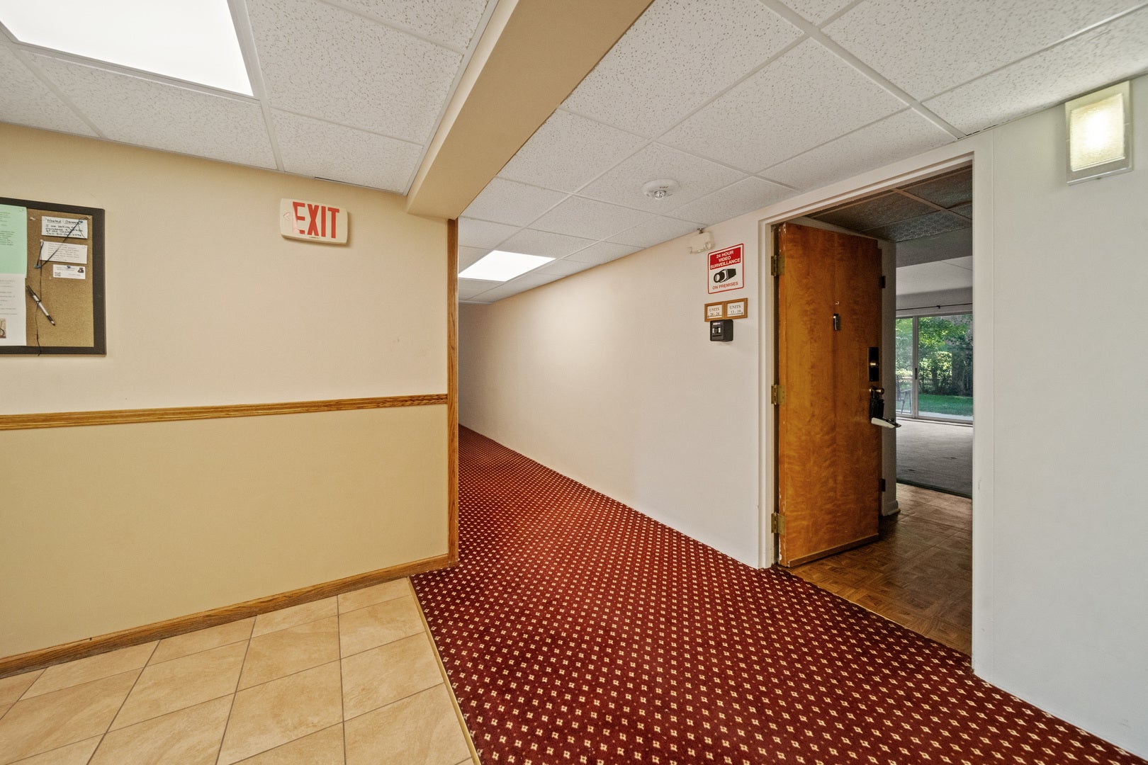 5300 Walnut Avenue, #20a, Downers Grove, IL 60515 5300 Walnut Avenue, #20a, Downers Grove, IL 60515