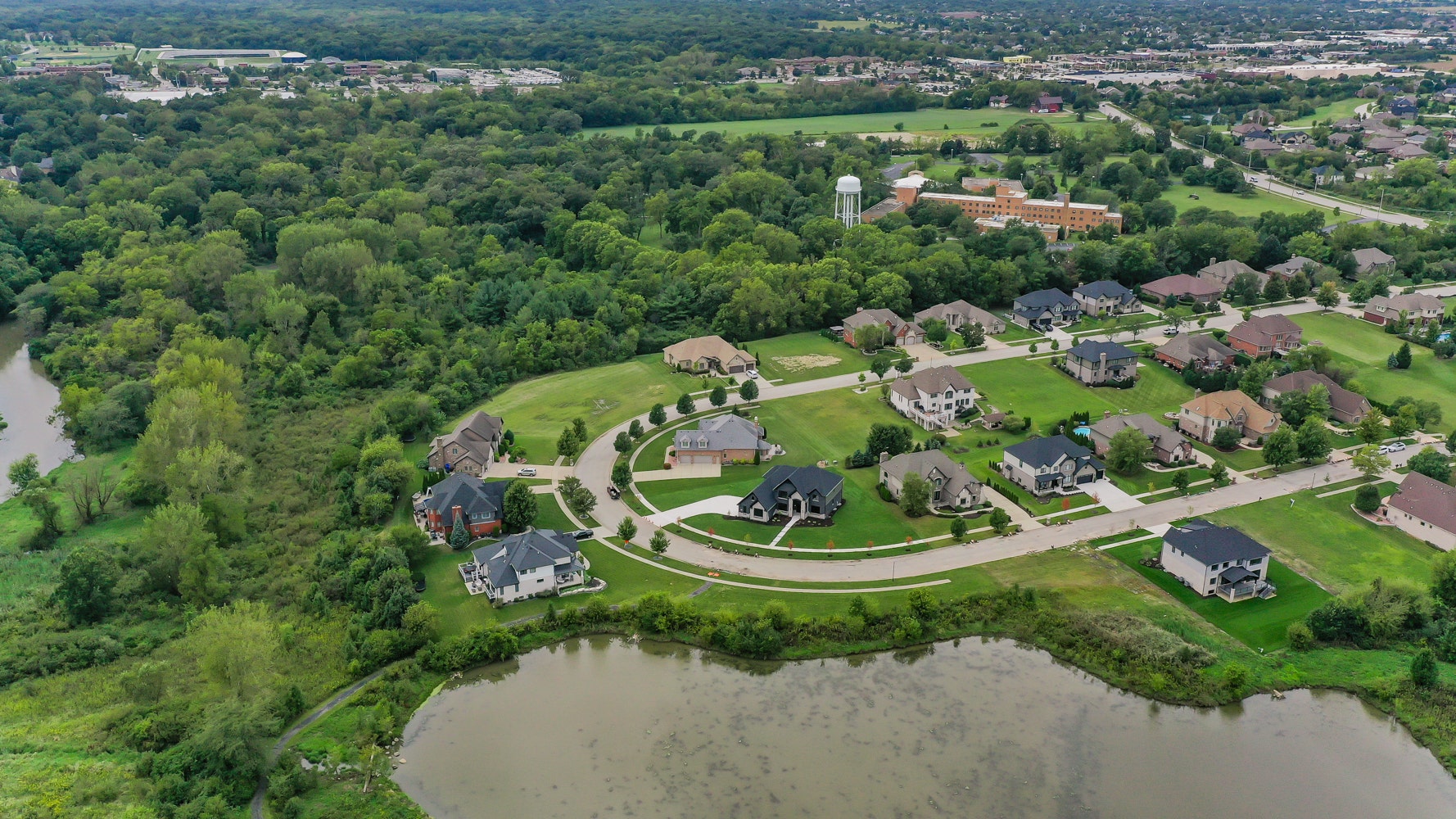 9044 Port Washington Drive, Frankfort, IL 60423 9044 Port Washington Drive, Frankfort, IL 60423