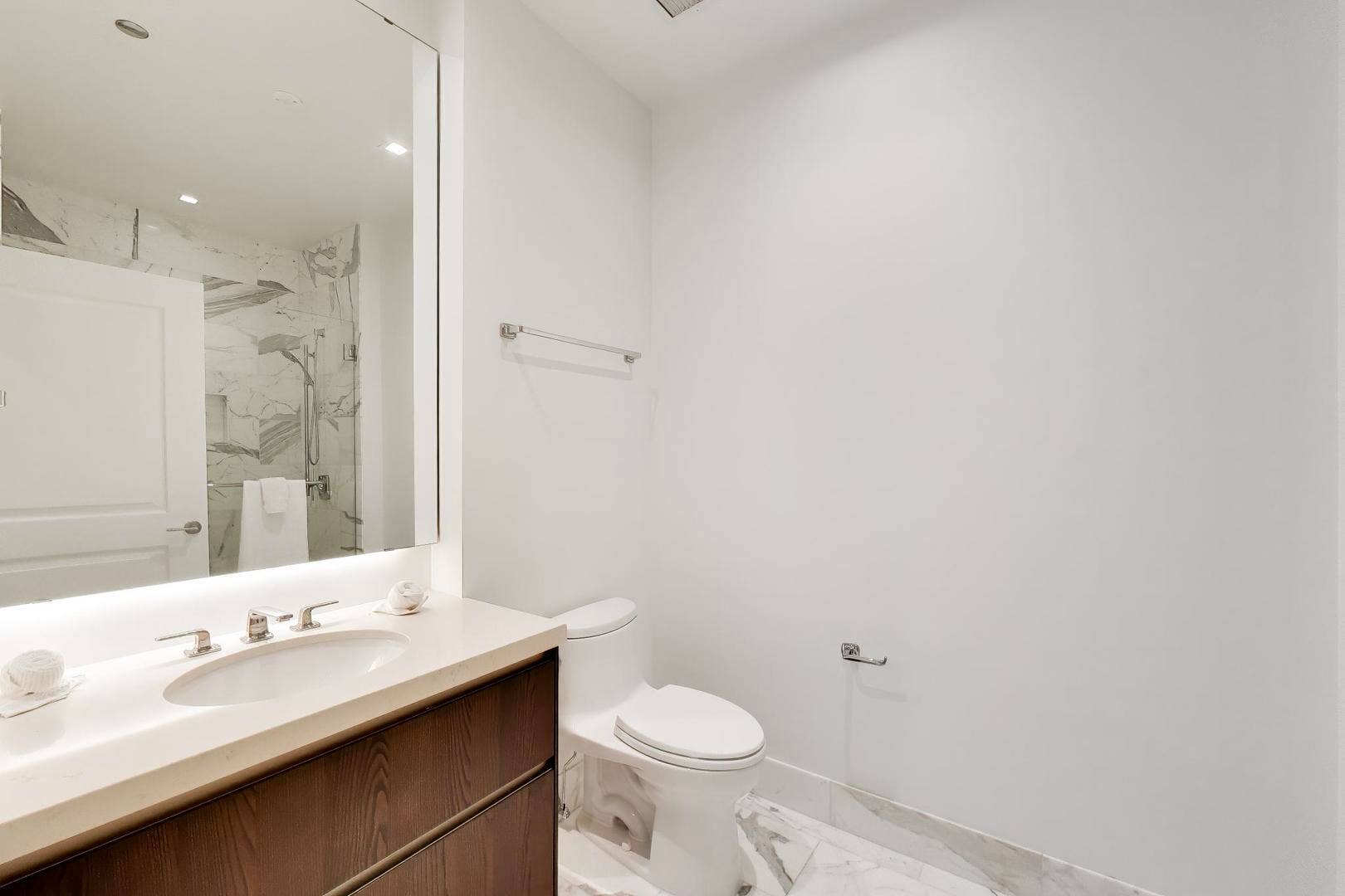 363 E Wacker Drive, #5401, Chicago, IL 60601