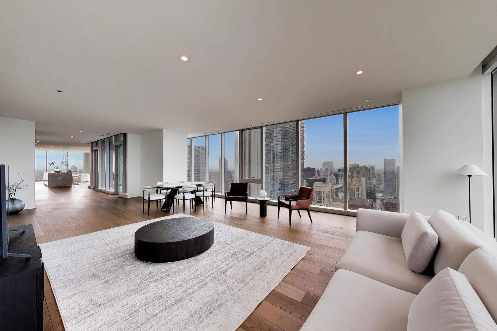 363 E Wacker Drive, #5401, Chicago, IL 60601
