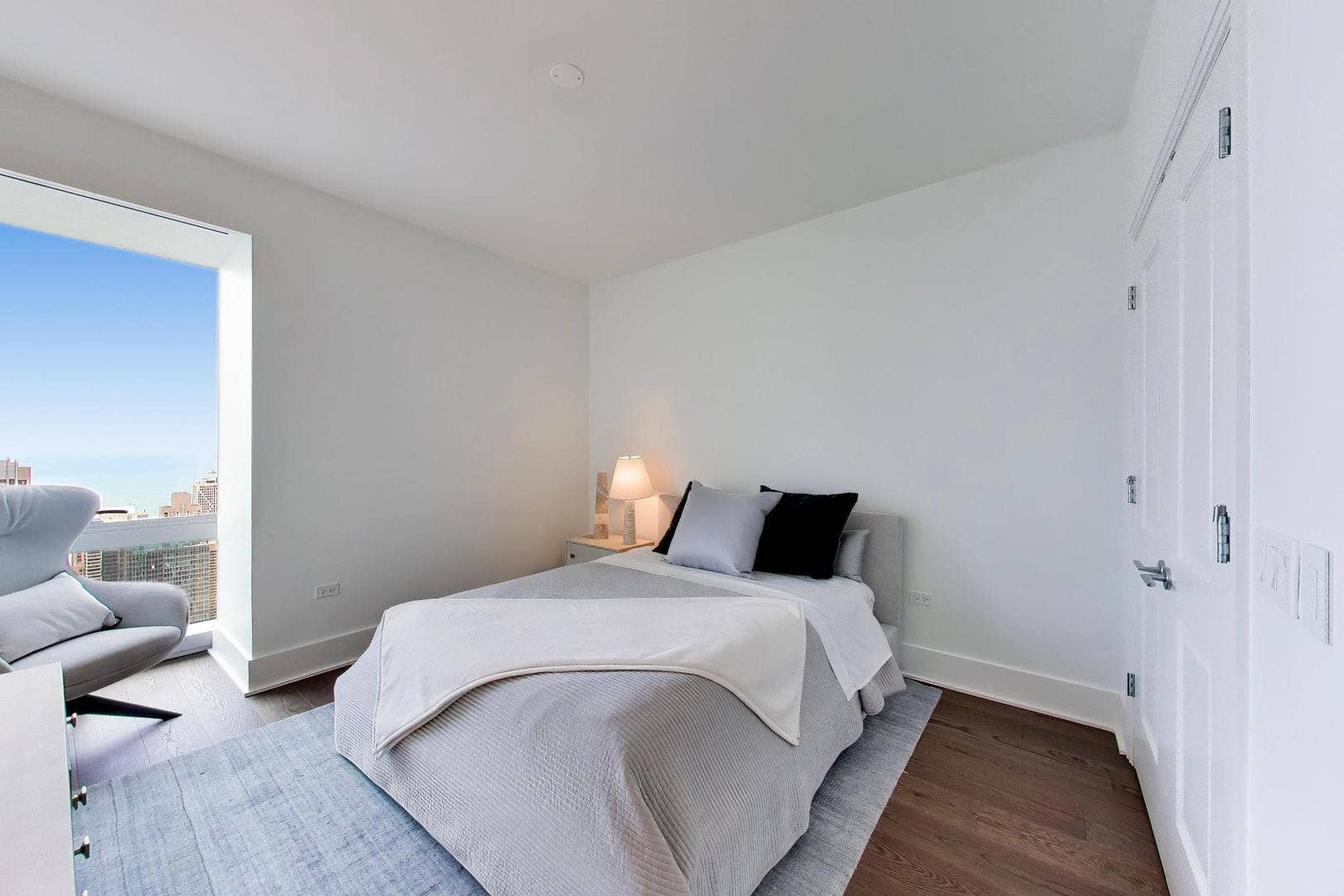363 E Wacker Drive, #5401, Chicago, IL 60601