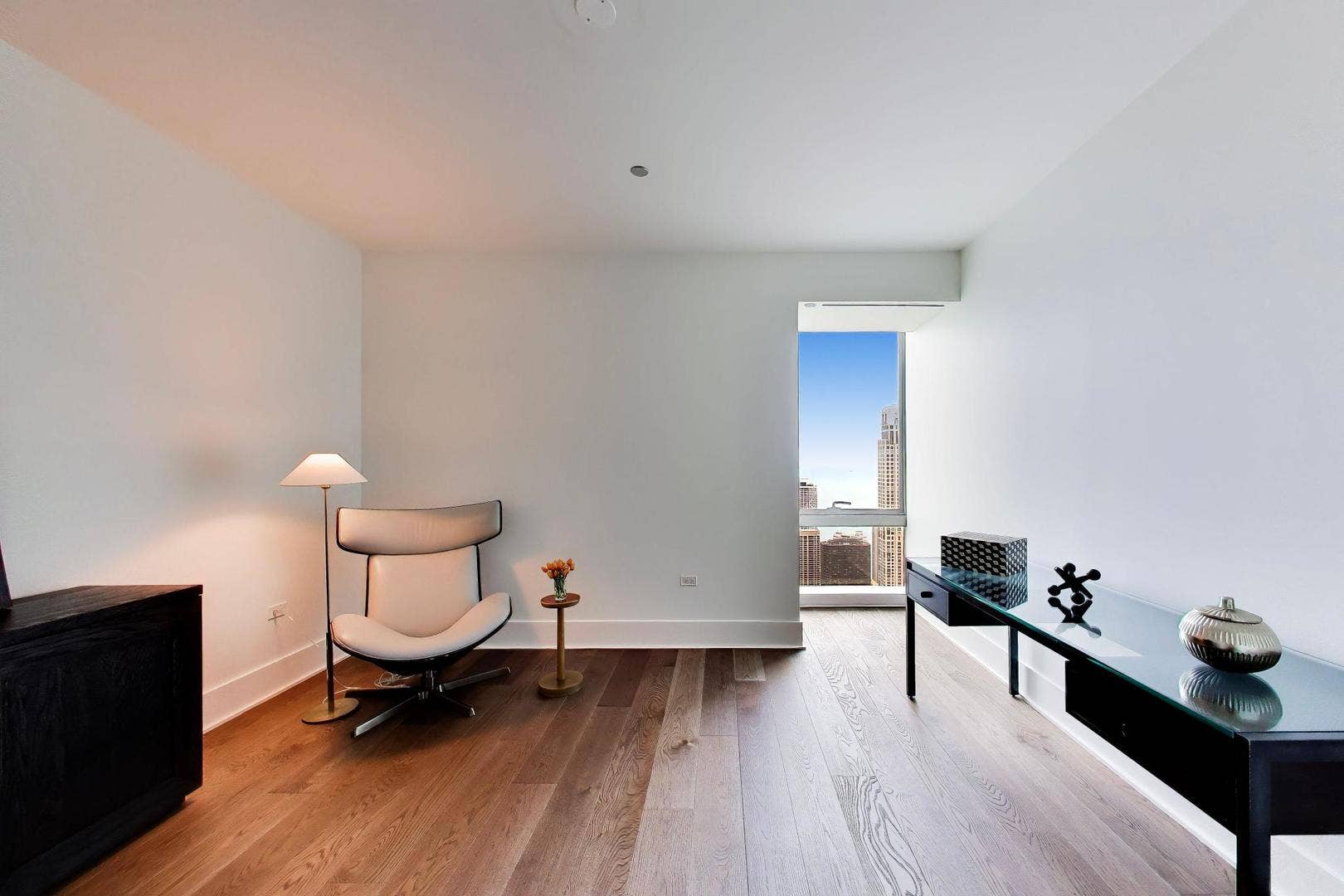 363 E Wacker Drive, #5401, Chicago, IL 60601