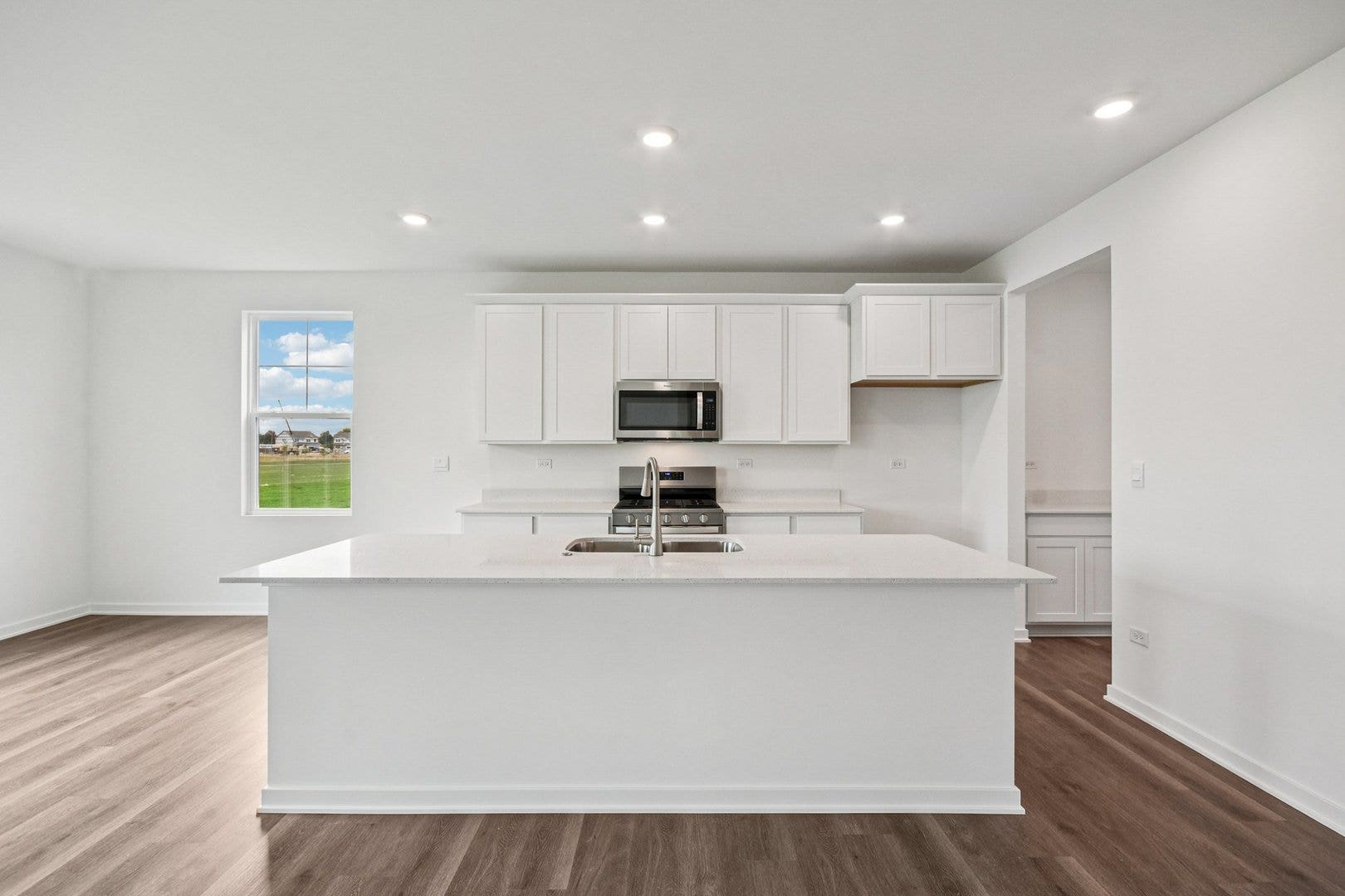 1874 Keating Drive, Aurora, IL 60503 1874 Keating Drive, Aurora, IL 60503