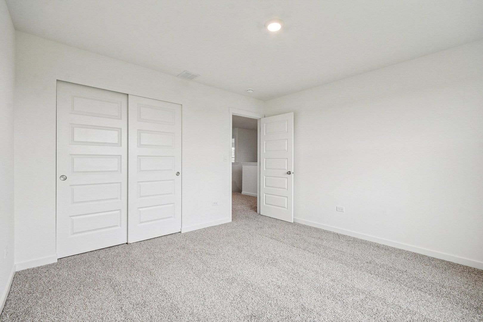 1874 Keating Drive, Aurora, IL 60503 1874 Keating Drive, Aurora, IL 60503