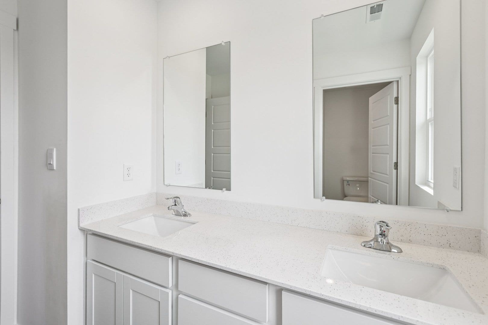2905 Savana Drive, Joliet, IL 60435 2905 Savana Drive, Joliet, IL 60435