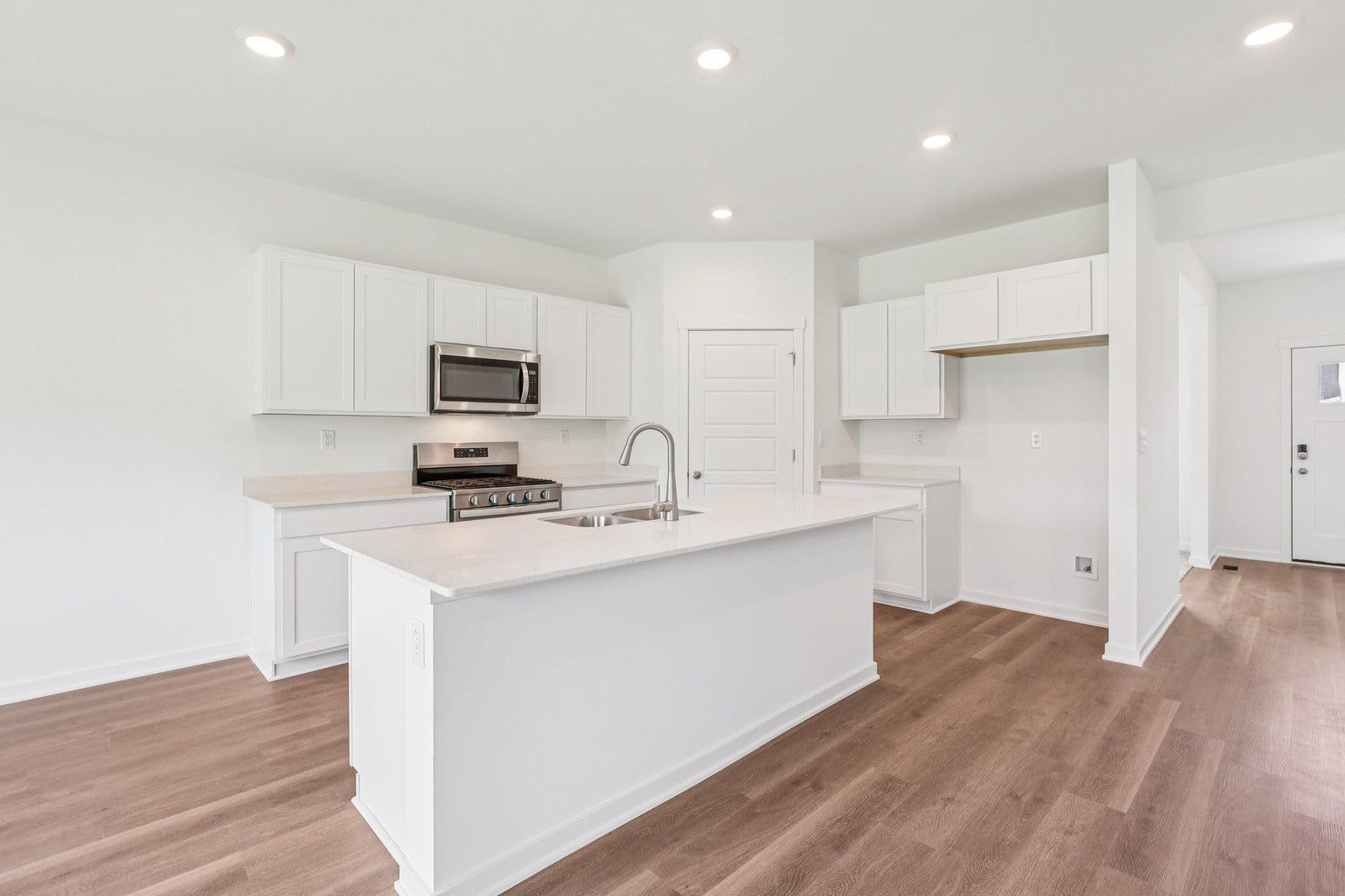 2905 Savana Drive, Joliet, IL 60435 2905 Savana Drive, Joliet, IL 60435