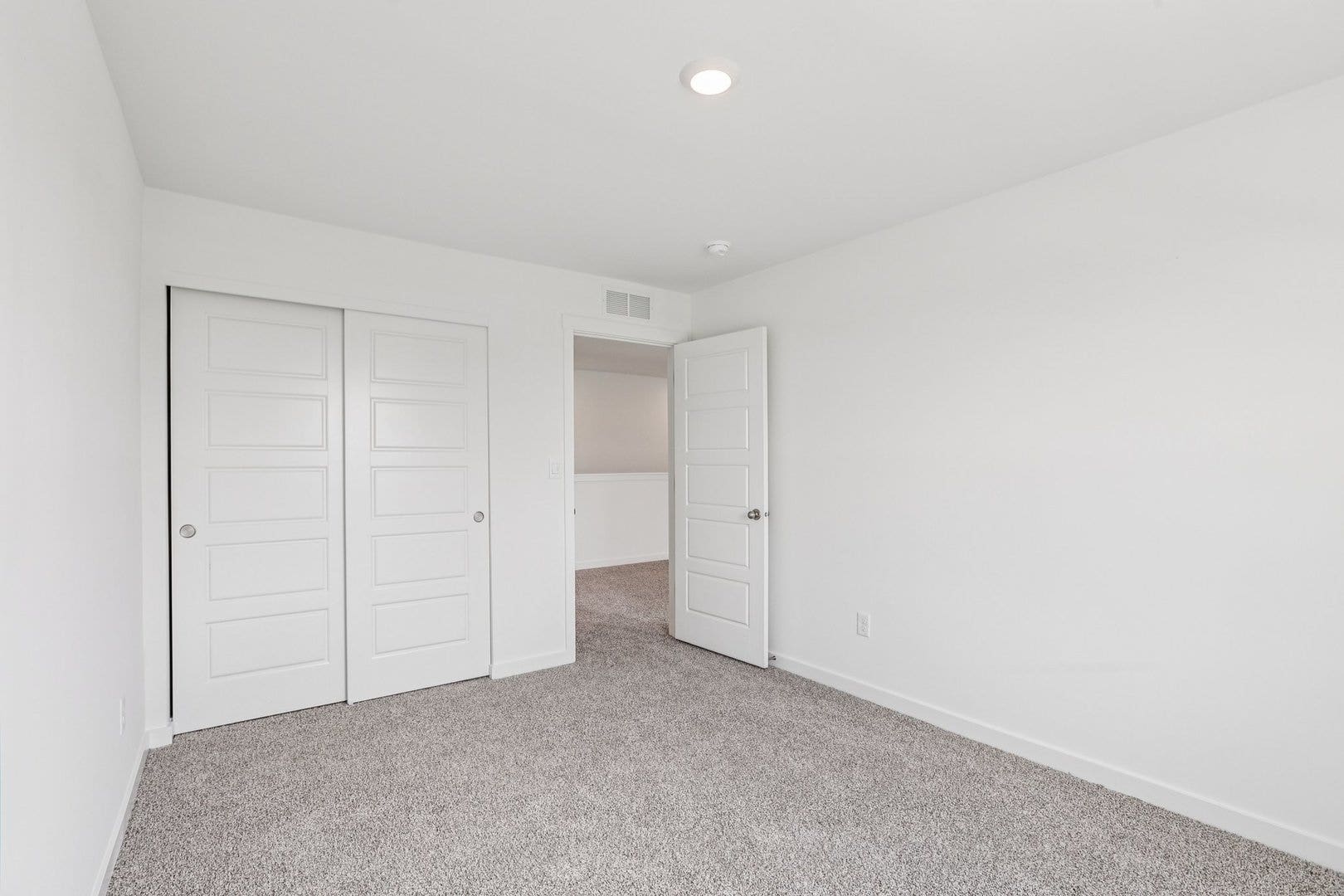 2905 Savana Drive, Joliet, IL 60435 2905 Savana Drive, Joliet, IL 60435