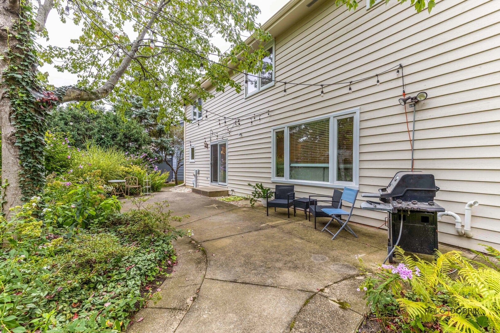 737 Joel Lane, Buffalo Grove, IL 60089 737 Joel Lane, Buffalo Grove, IL 60089
