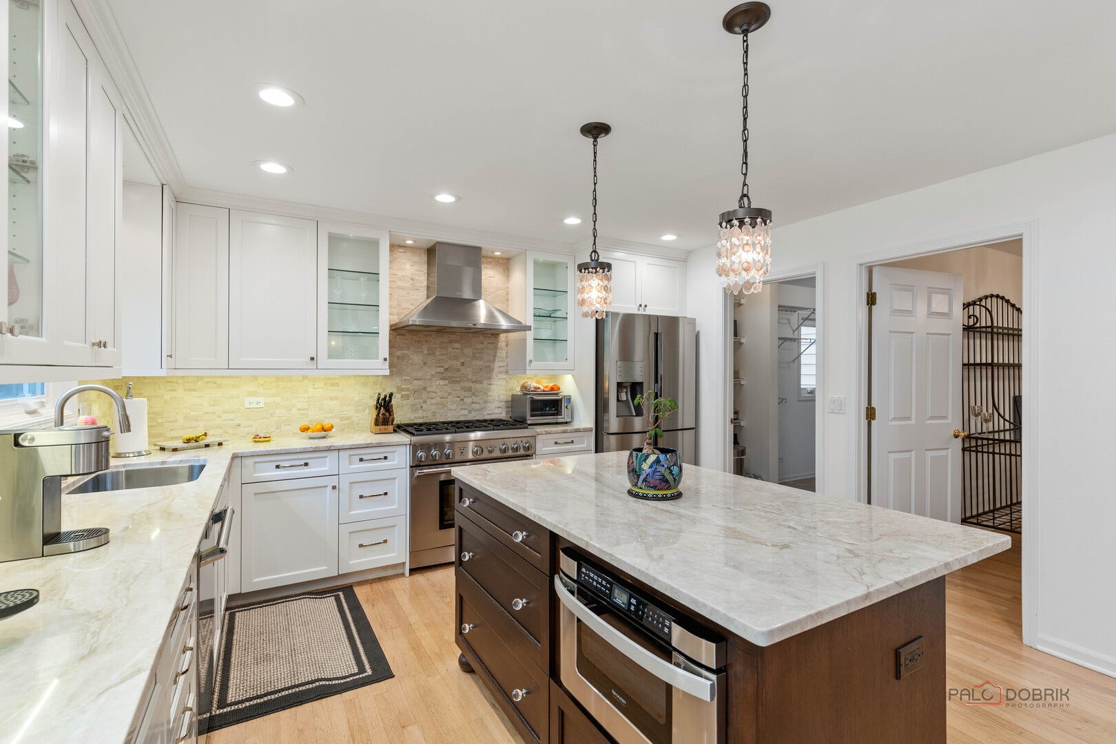 737 Joel Lane, Buffalo Grove, IL 60089 737 Joel Lane, Buffalo Grove, IL 60089