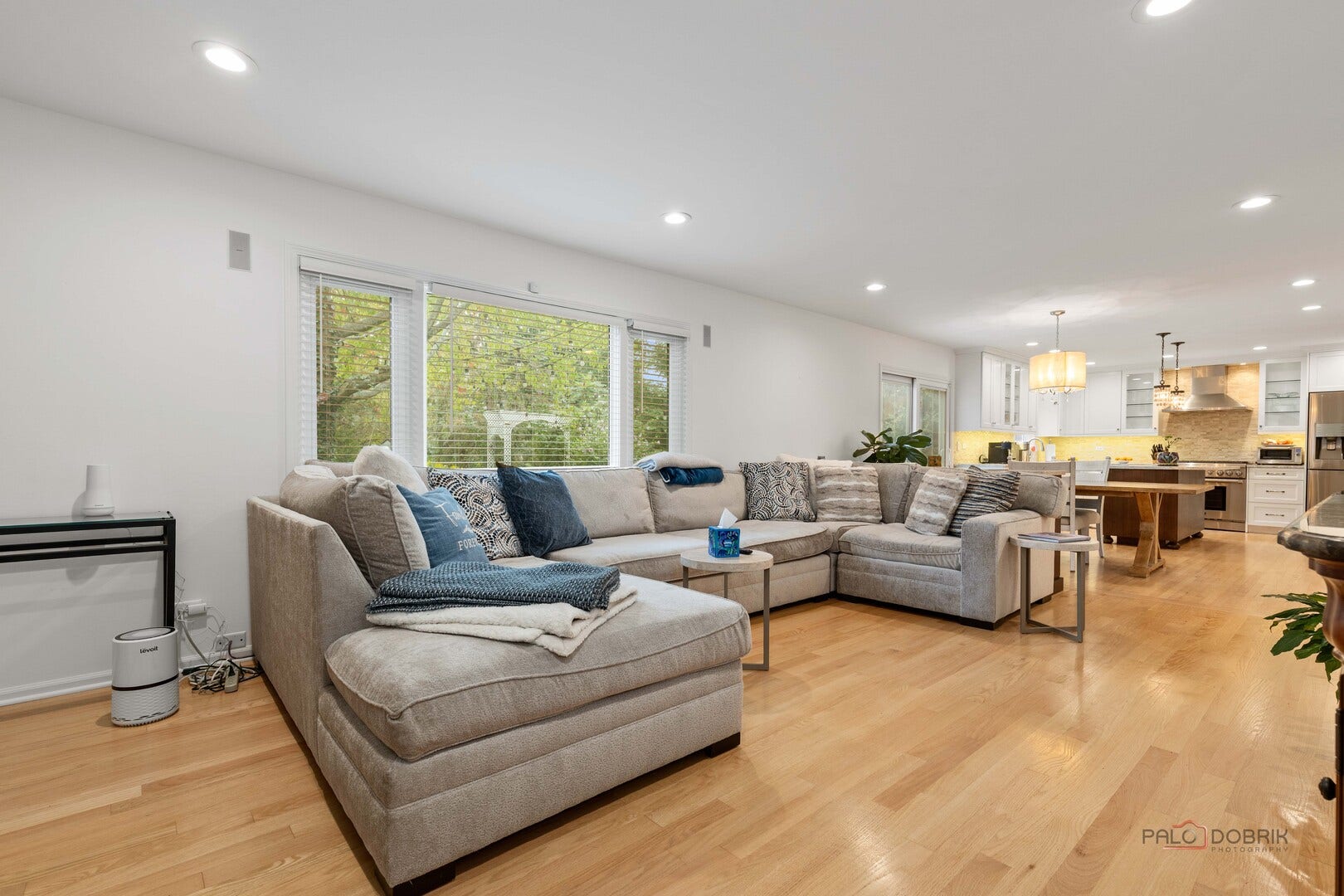 737 Joel Lane, Buffalo Grove, IL 60089 737 Joel Lane, Buffalo Grove, IL 60089