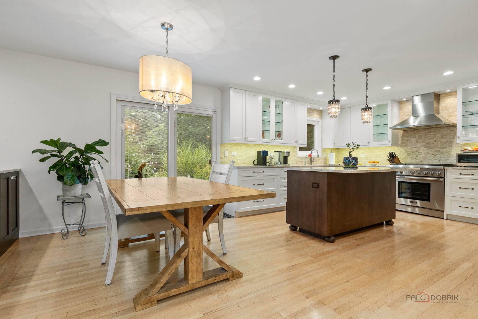 737 Joel Lane, Buffalo Grove, IL 60089 737 Joel Lane, Buffalo Grove, IL 60089
