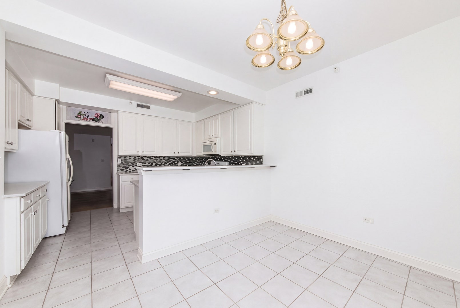101 Pointe Drive, #103, Northbrook, IL 60062 101 Pointe Drive, #103, Northbrook, IL 60062