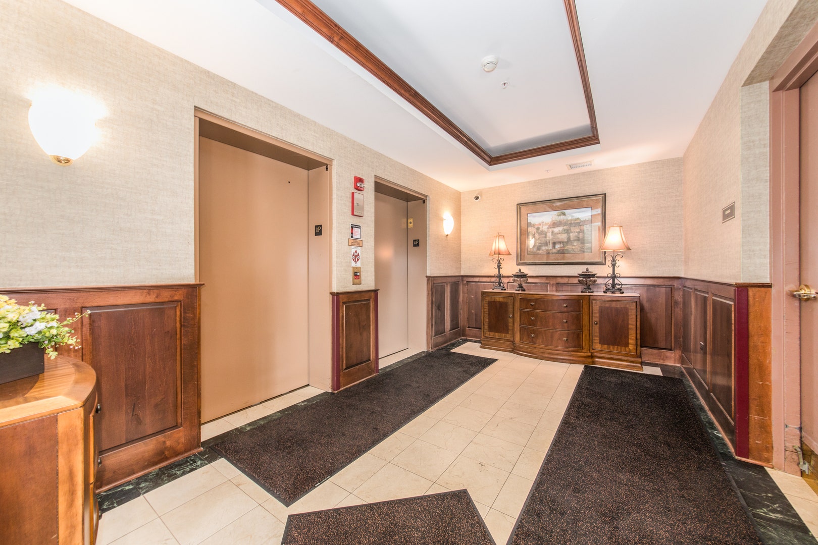 101 Pointe Drive, #103, Northbrook, IL 60062 101 Pointe Drive, #103, Northbrook, IL 60062