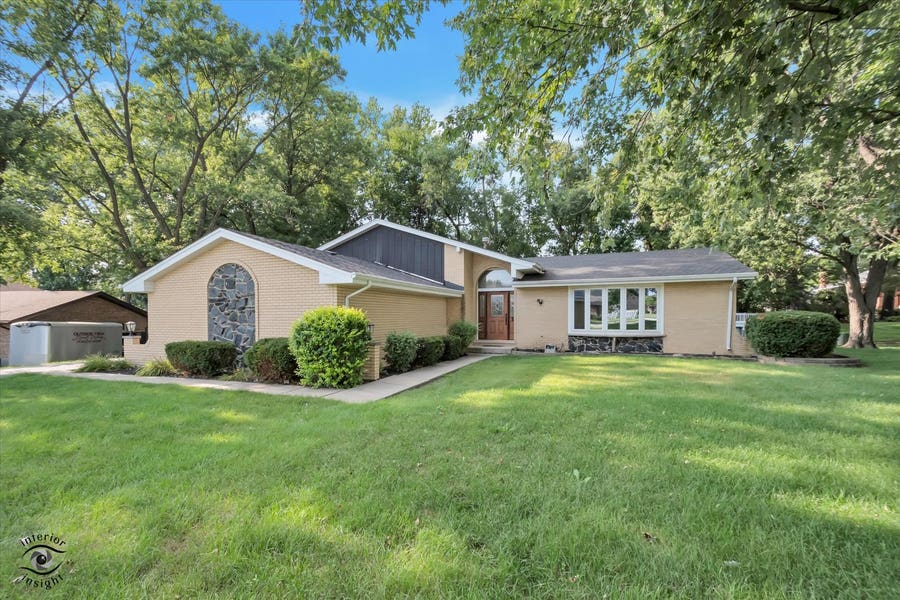 Property photo for 13618 W Meath Drive, Homer Glen, IL