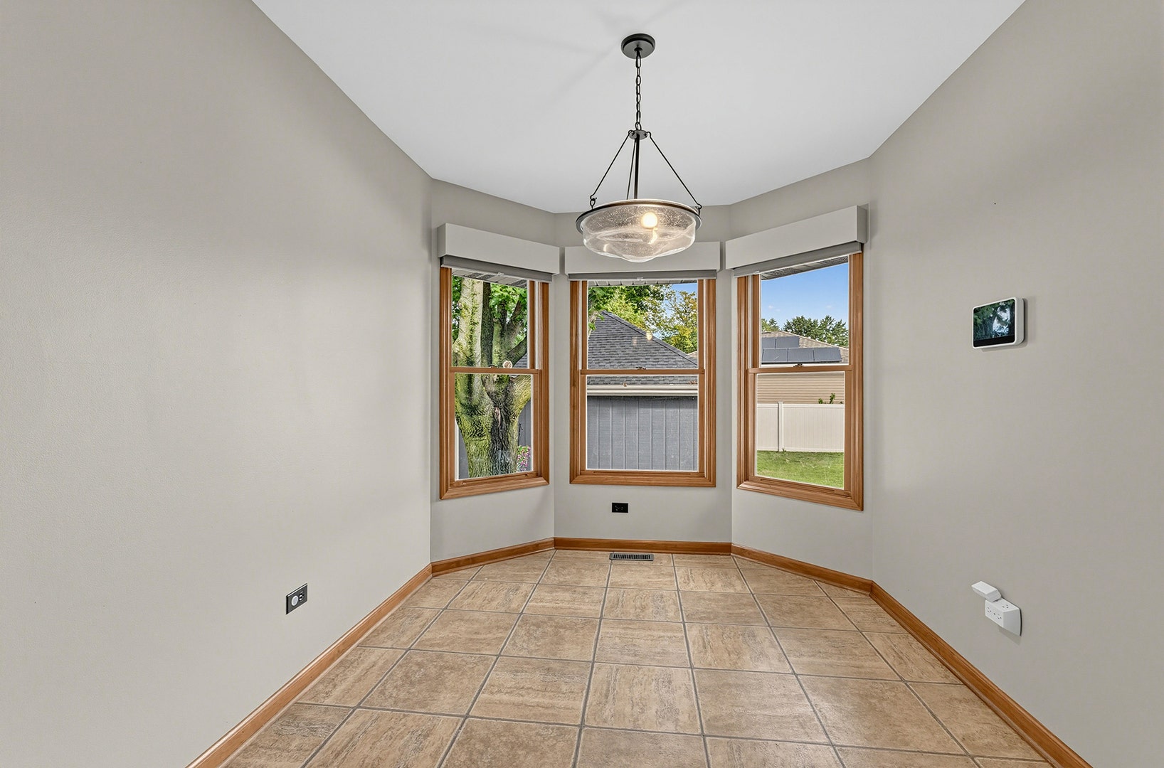 2817 Wake Island Drive, Joliet, IL 60435 2817 Wake Island Drive, Joliet, IL 60435