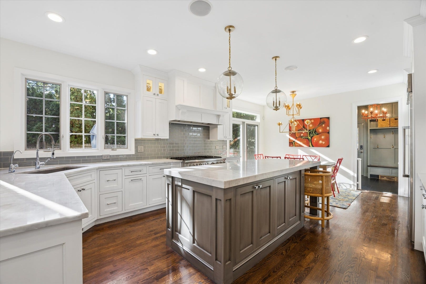 361 RIDGE Avenue, Clarendon Hills, IL 60514