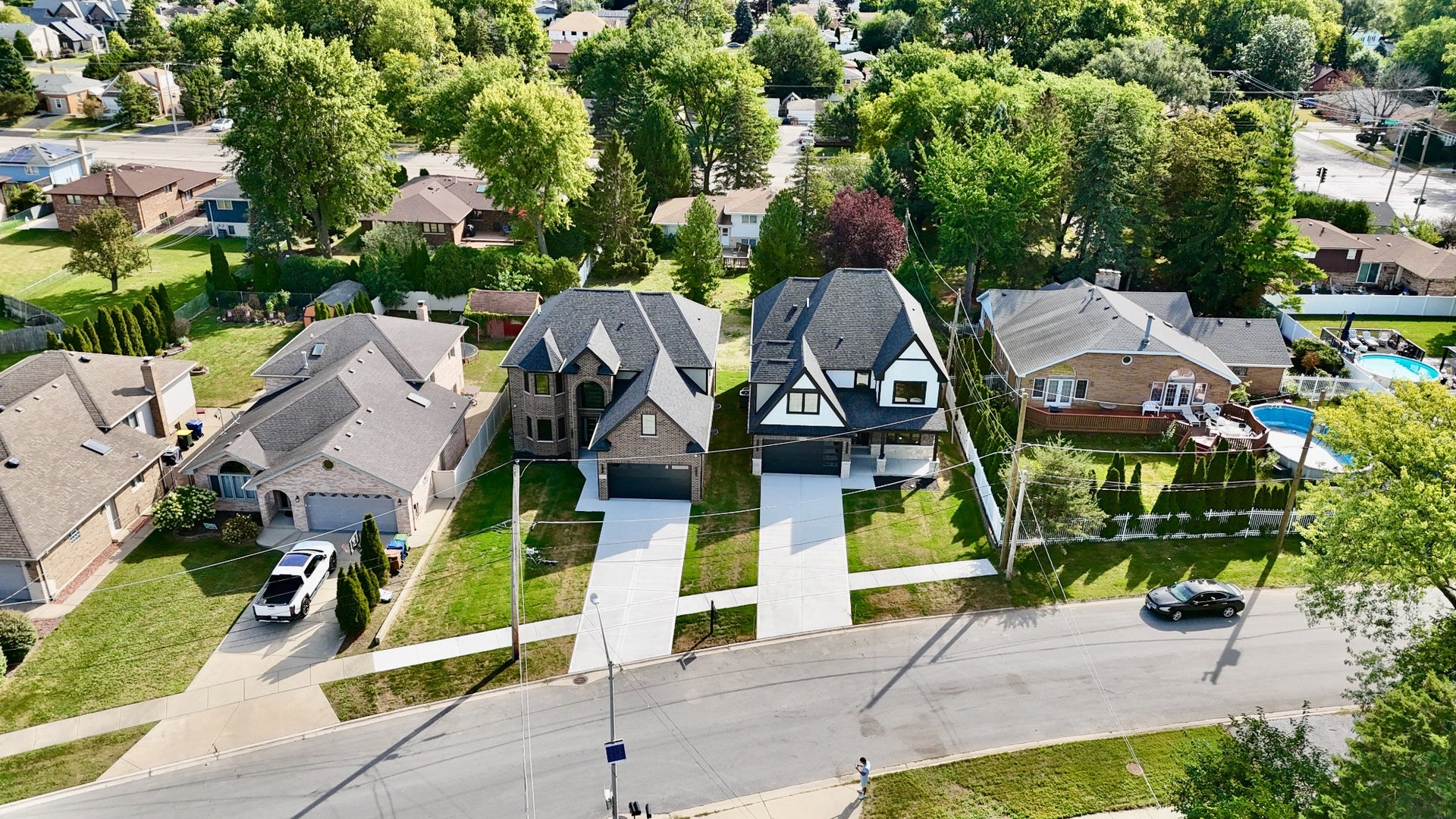 9235 Crescent Court, Oak Lawn, IL 60453 9235 Crescent Court, Oak Lawn, IL 60453