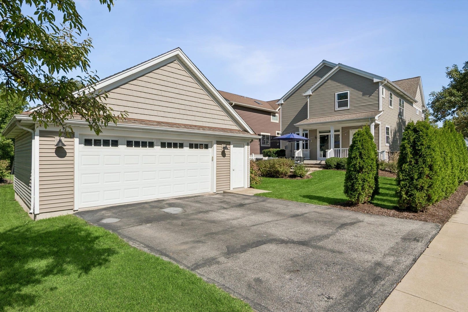 4544 Stanley Avenue, Downers Grove, IL 60515 4544 Stanley Avenue, Downers Grove, IL 60515
